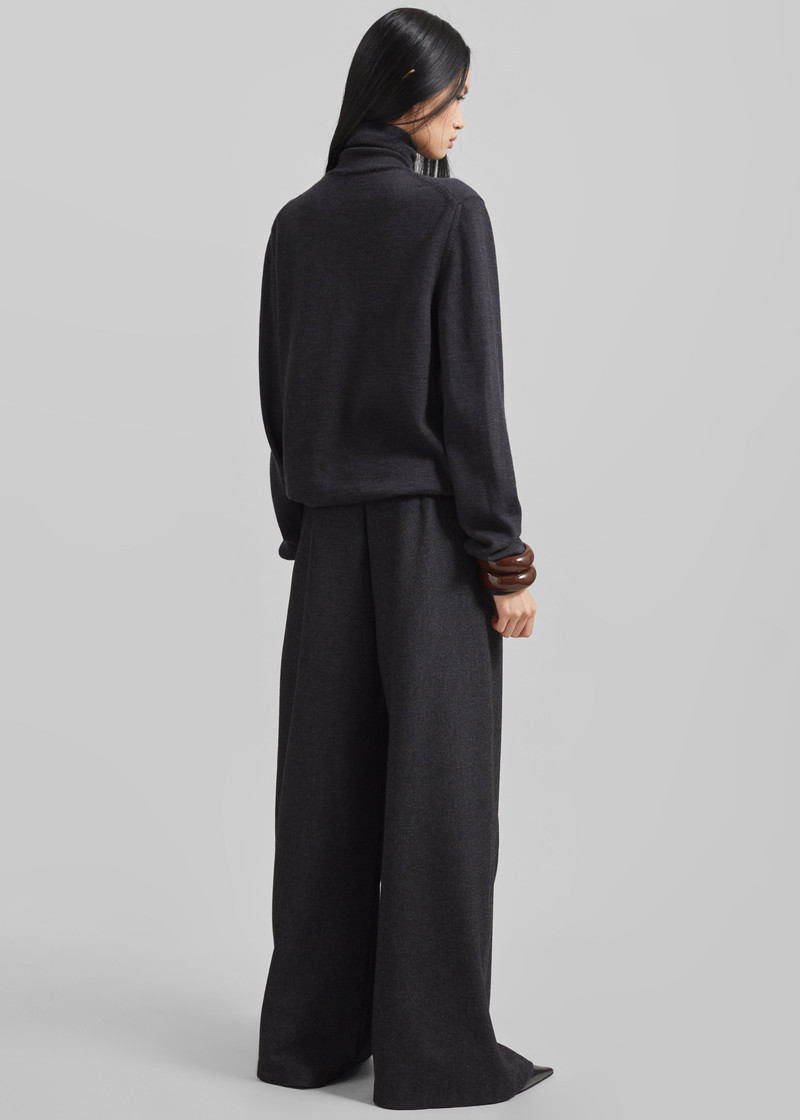 Altai Wrap Trousers - Charcoal 7