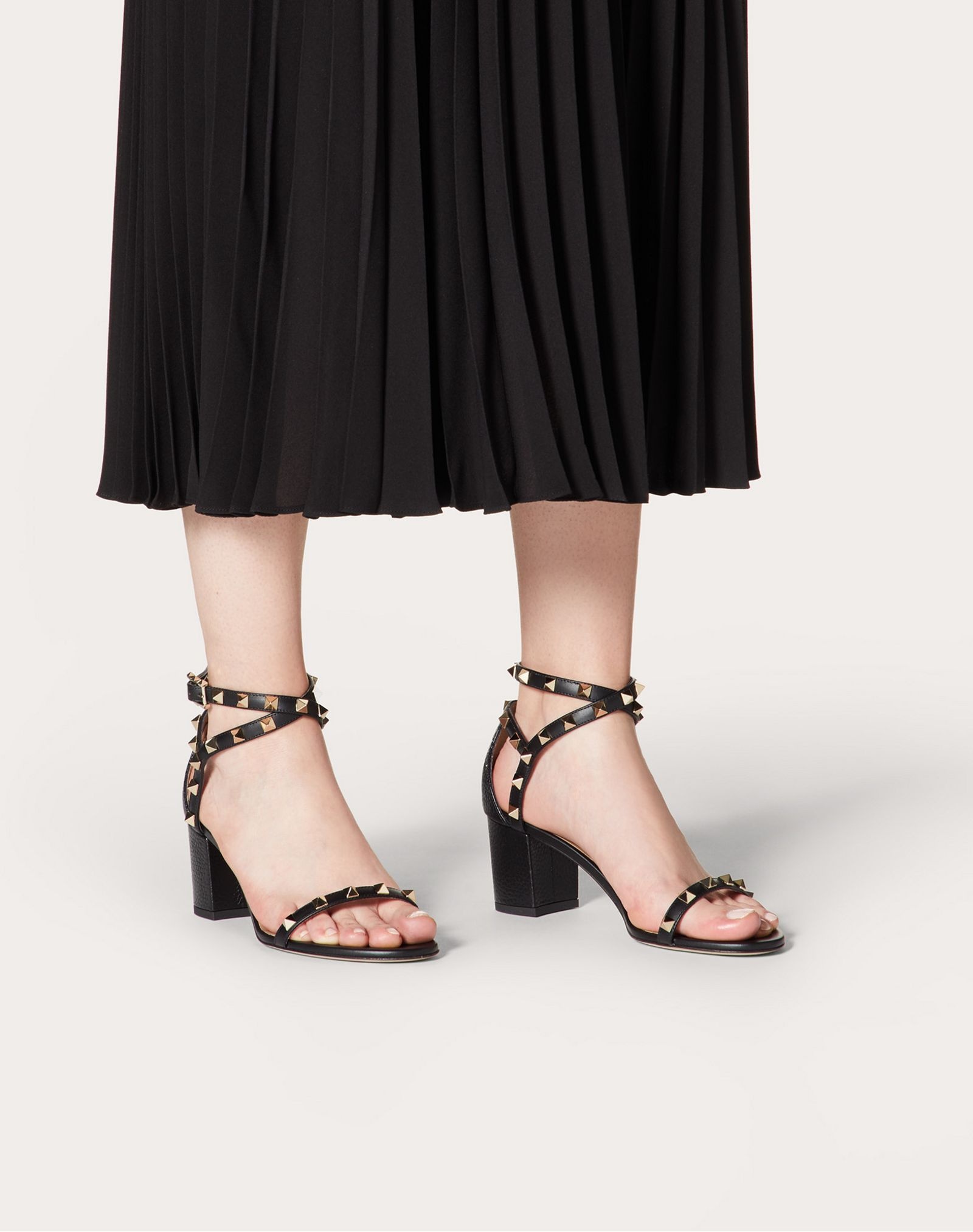 Rockstud Grainy Calfskin Sandal 60 mm - 6