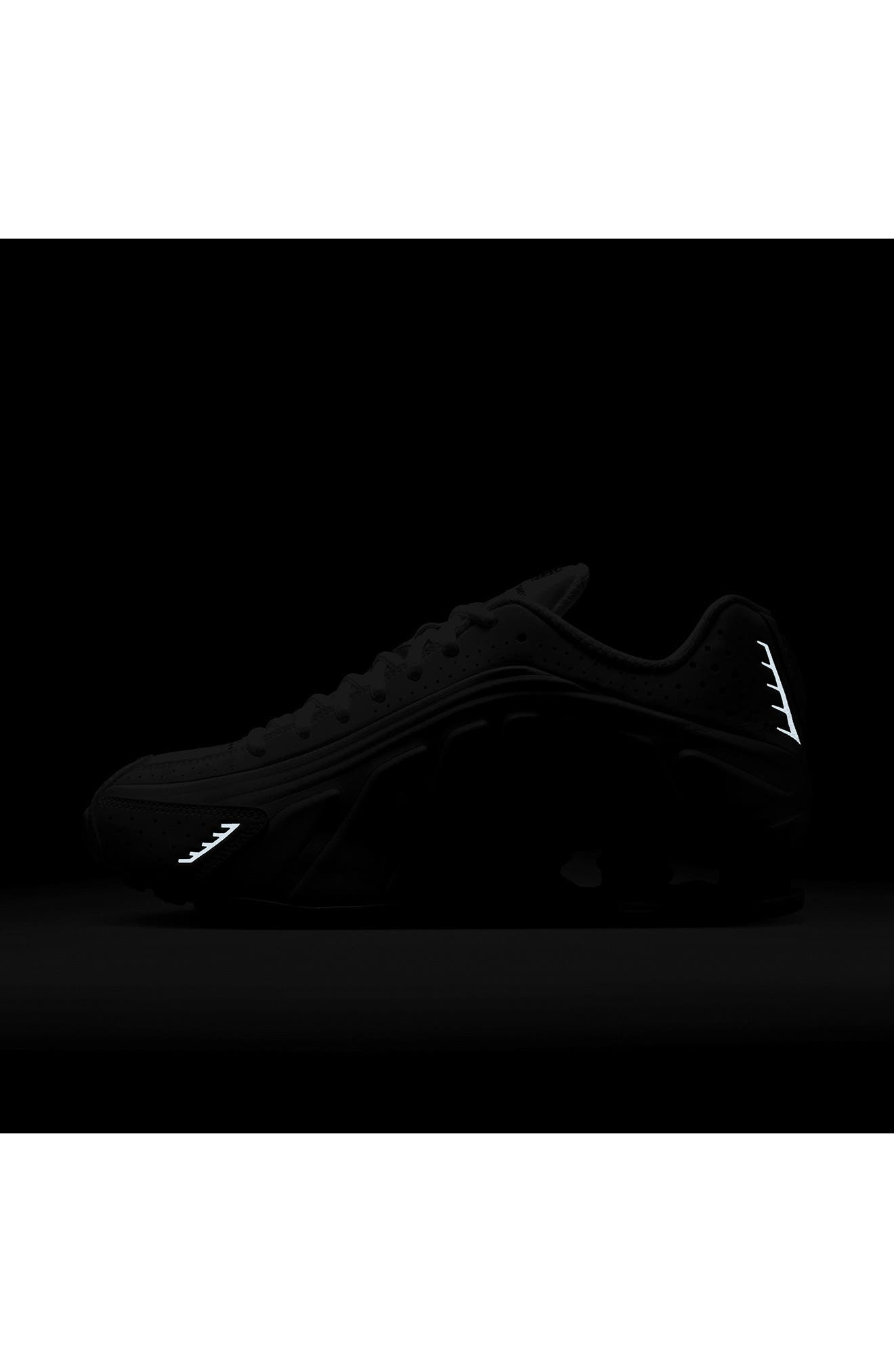 Nike Shox R4 Sneaker in White/Phantom/Red/White at Nordstrom - 9