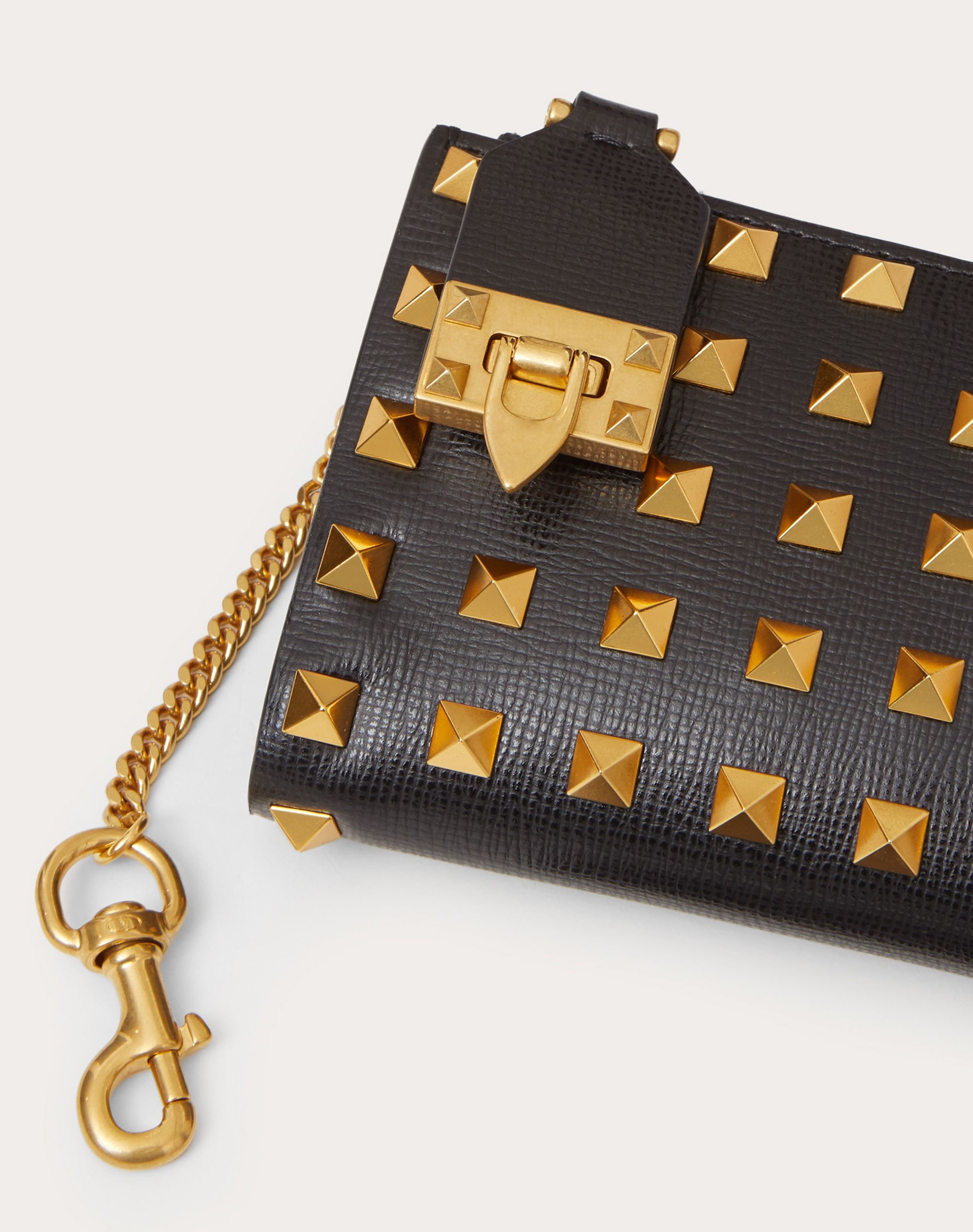 VALENTINO GARAVANI ROCKSTUD COIN PURSE AND CARDHOLDER IN GRAINY CALFSKIN LEATHER WITH ALL-OVER STUDS - 2