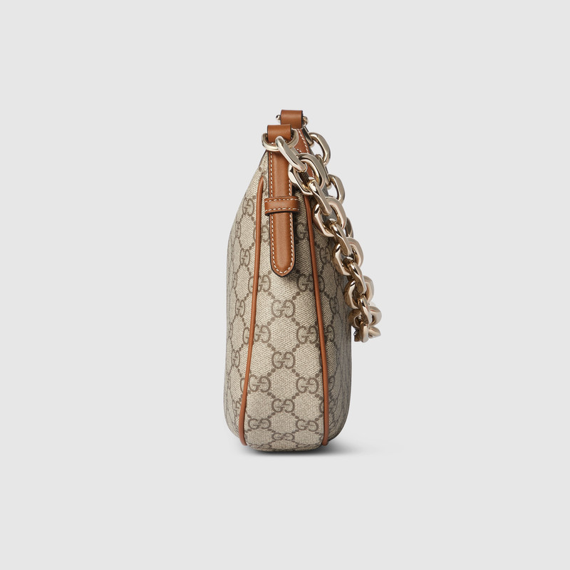 GG Emblem medium shoulder bag 7