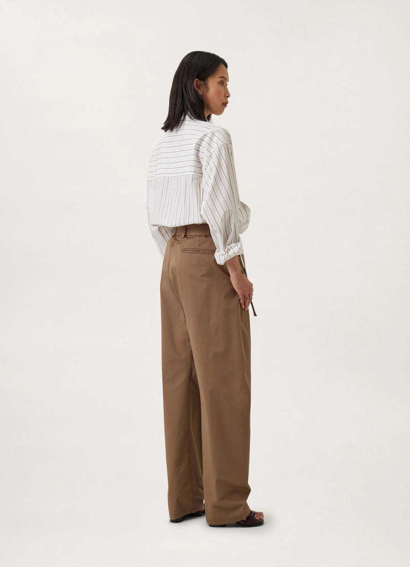 LIGHT BELTED TWISTED PANTS
COTTON TWILL 9