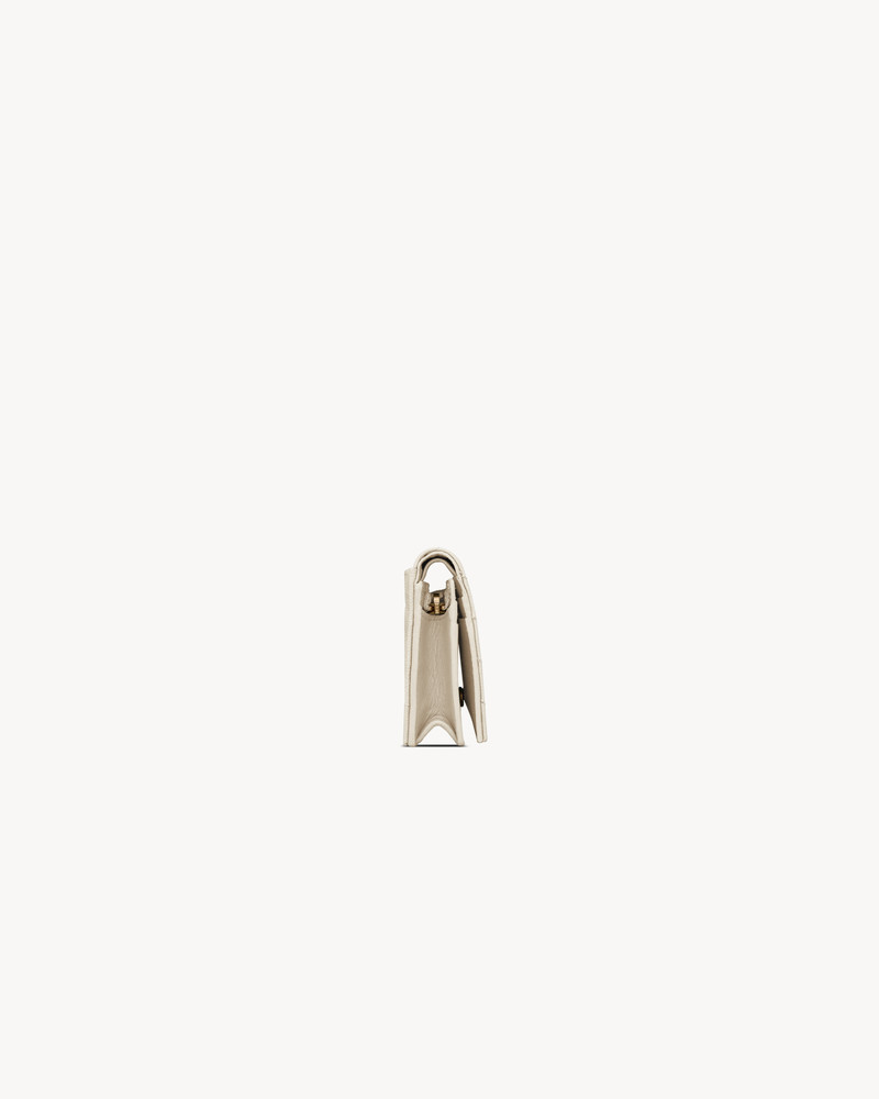 CASSANDRE MATELASSÉ FLAP CARD CASE IN GRAIN DE POUDRE LEATHER 3