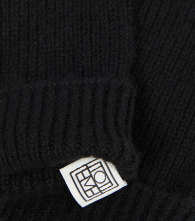 Totême Ribbed-knit cashmere gloves outlook