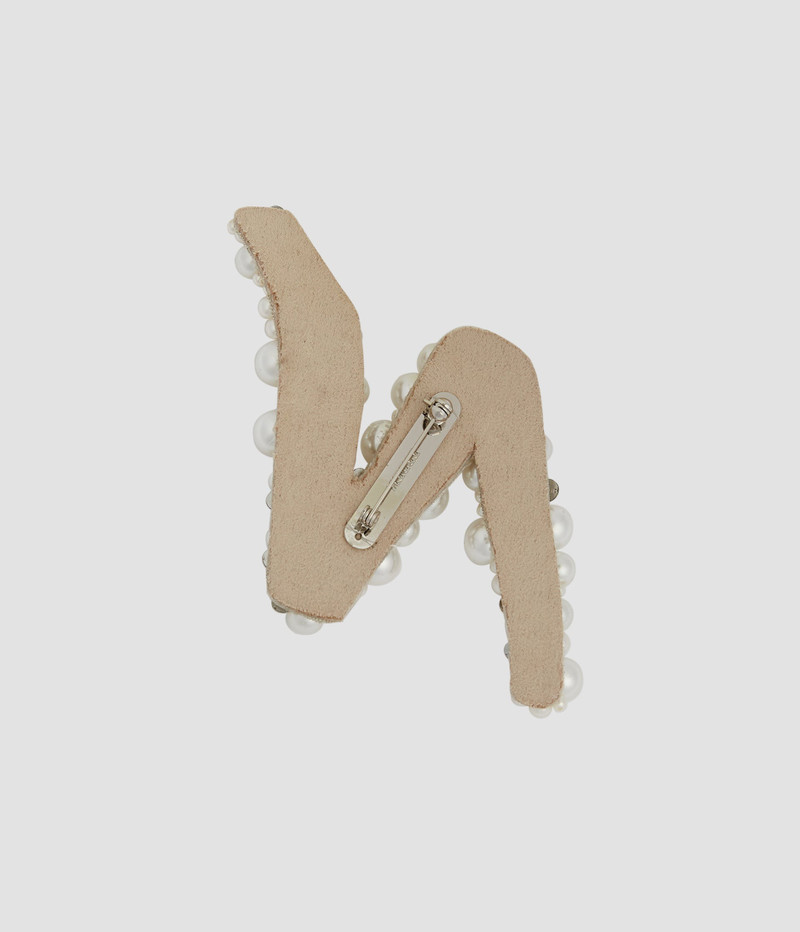 PEARL ALPHABET BROOCH N 3