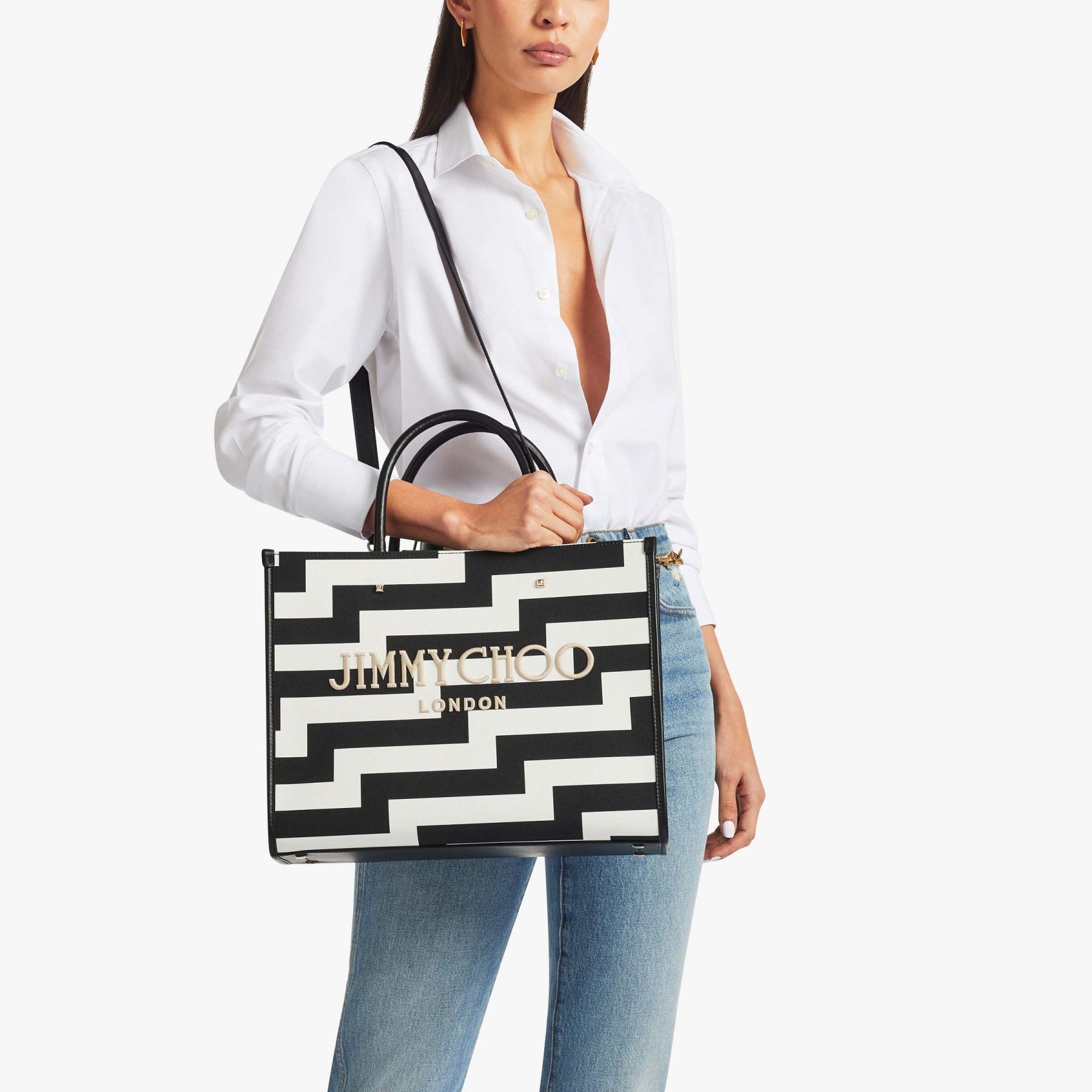 Avenue M Tote
Black and White Avenue Print Canvas Tote Bag with Embroidered Logo - 2