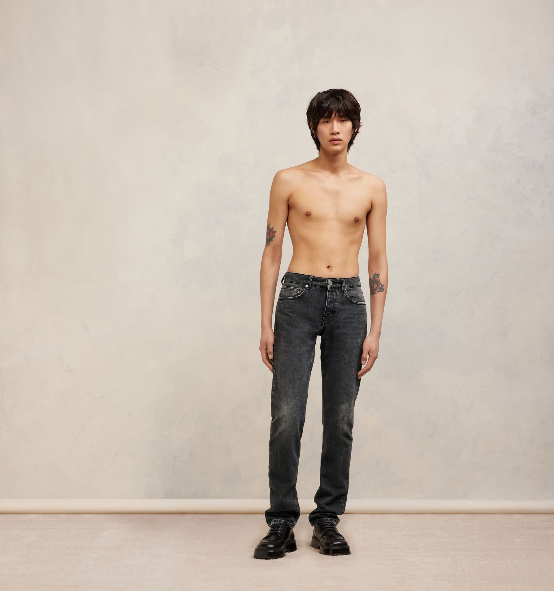Classic Fit Jeans - 3