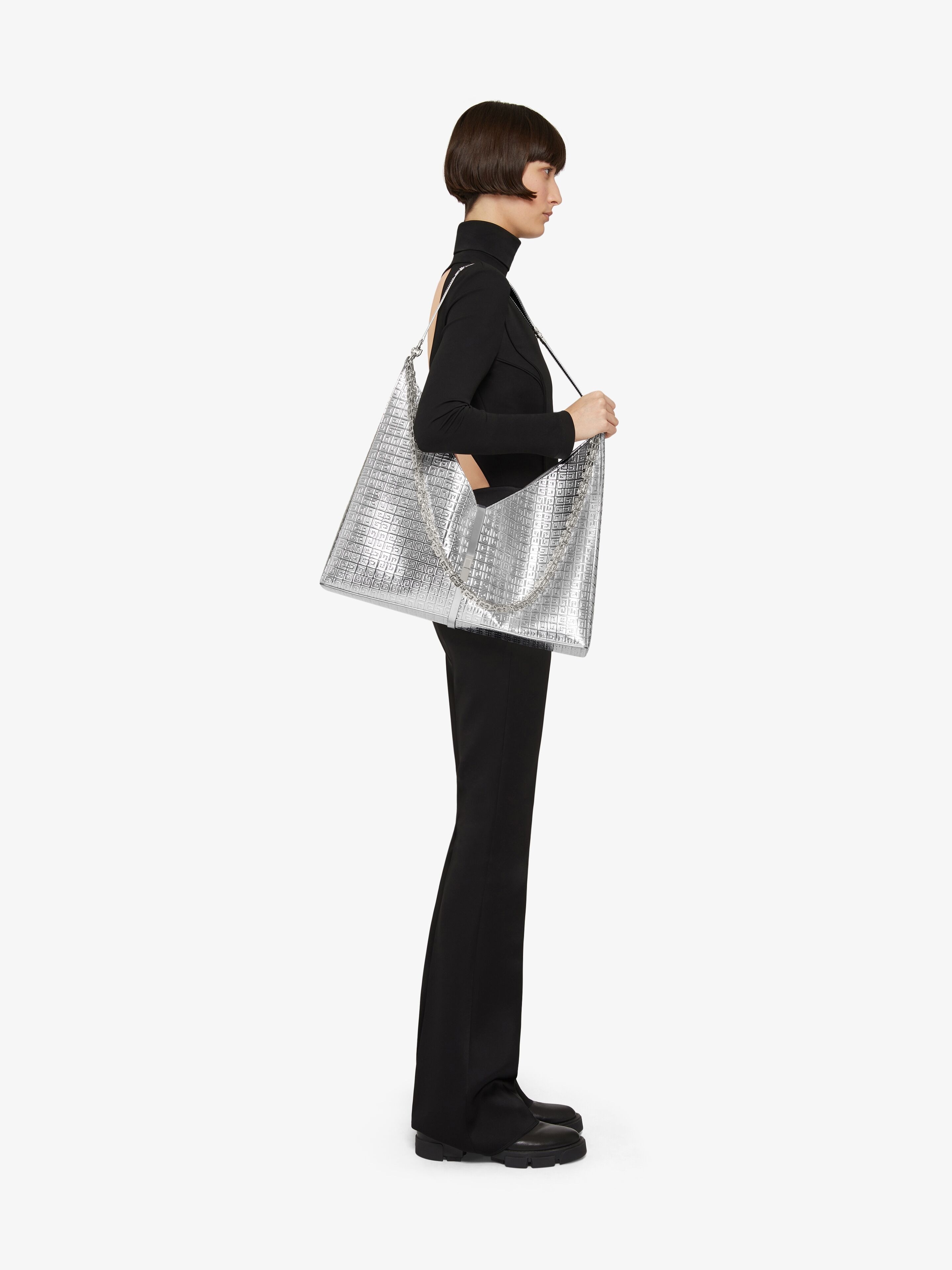LARGE CUT OUT BAG IN 4G LEATHER WITH CHAIN - 2