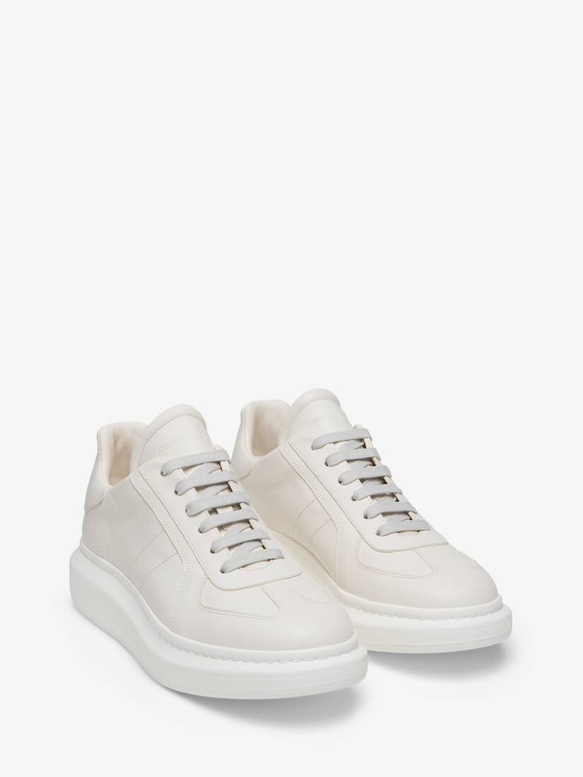 Oversized Retro Sneaker - 2