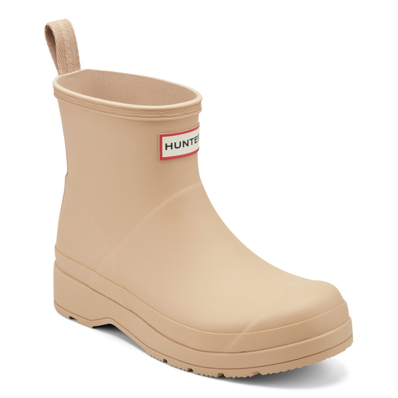 HUNTER Women's PLAY™ Short Rain Boots outlook