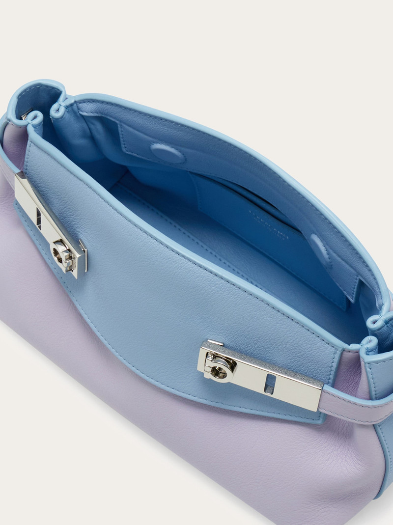 Hug bicolor crossbody bag 6