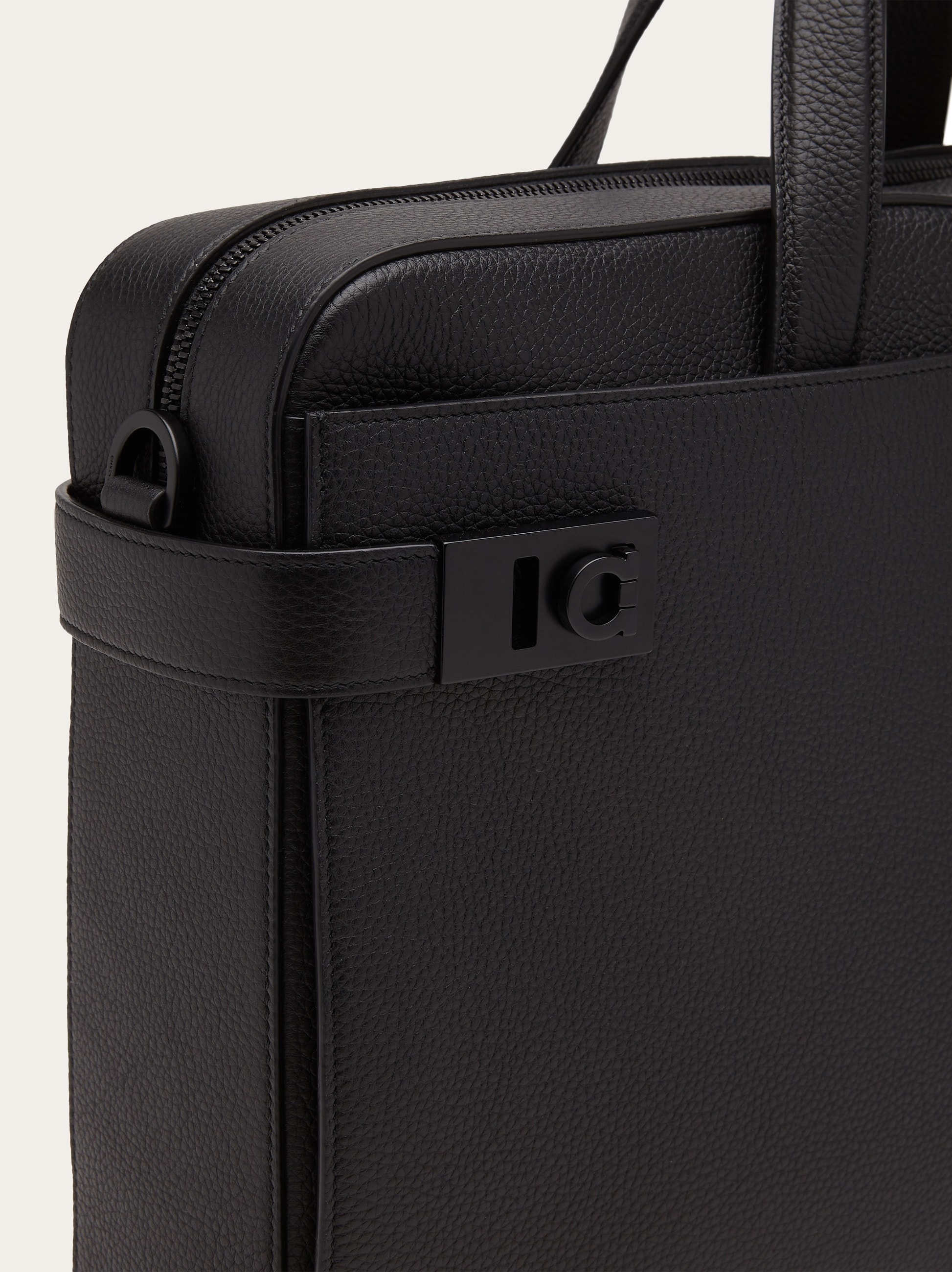 Business bag with Gancini buckles - 6
