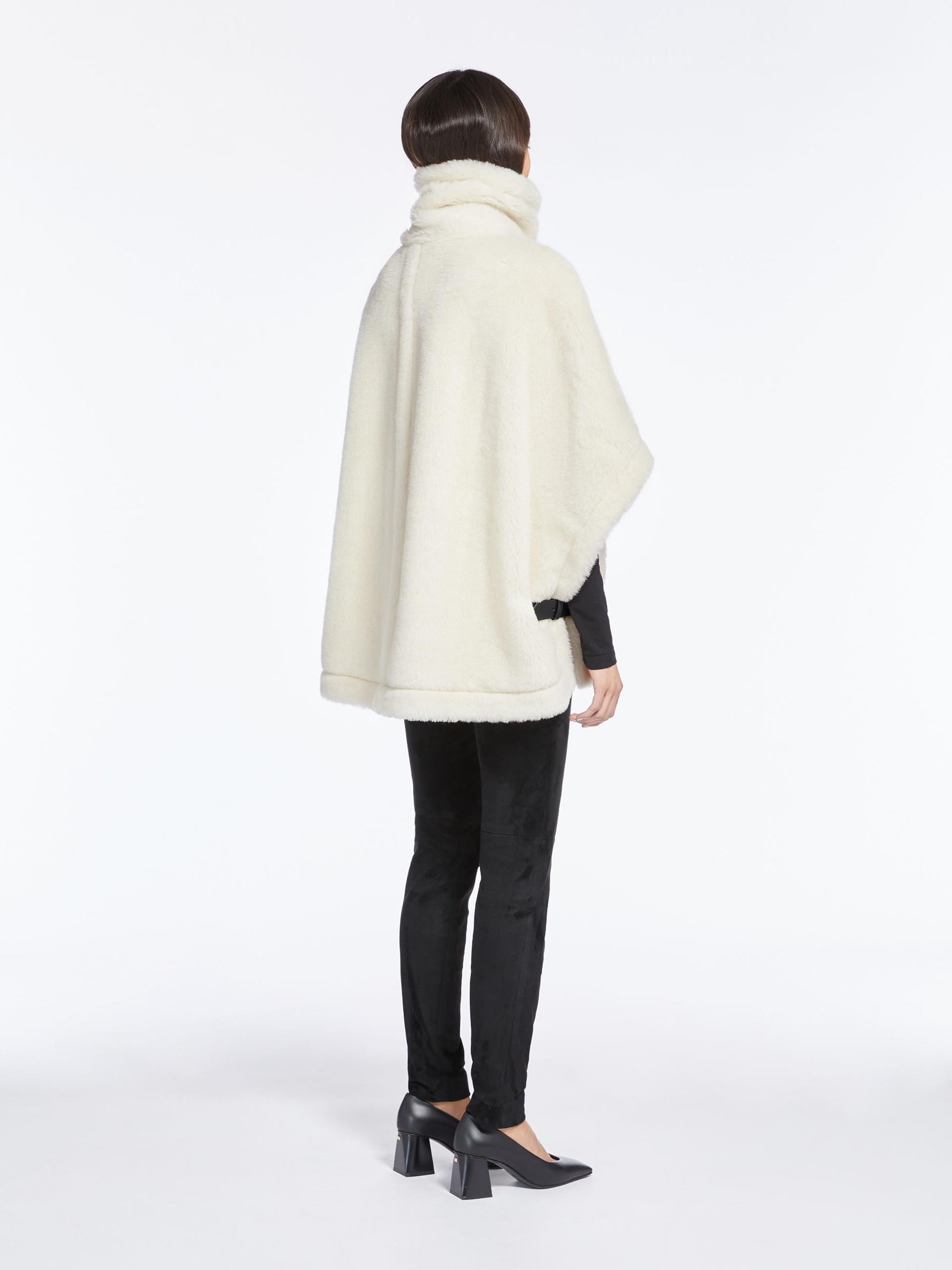 AGI1 Alpaca and wool cape - 4