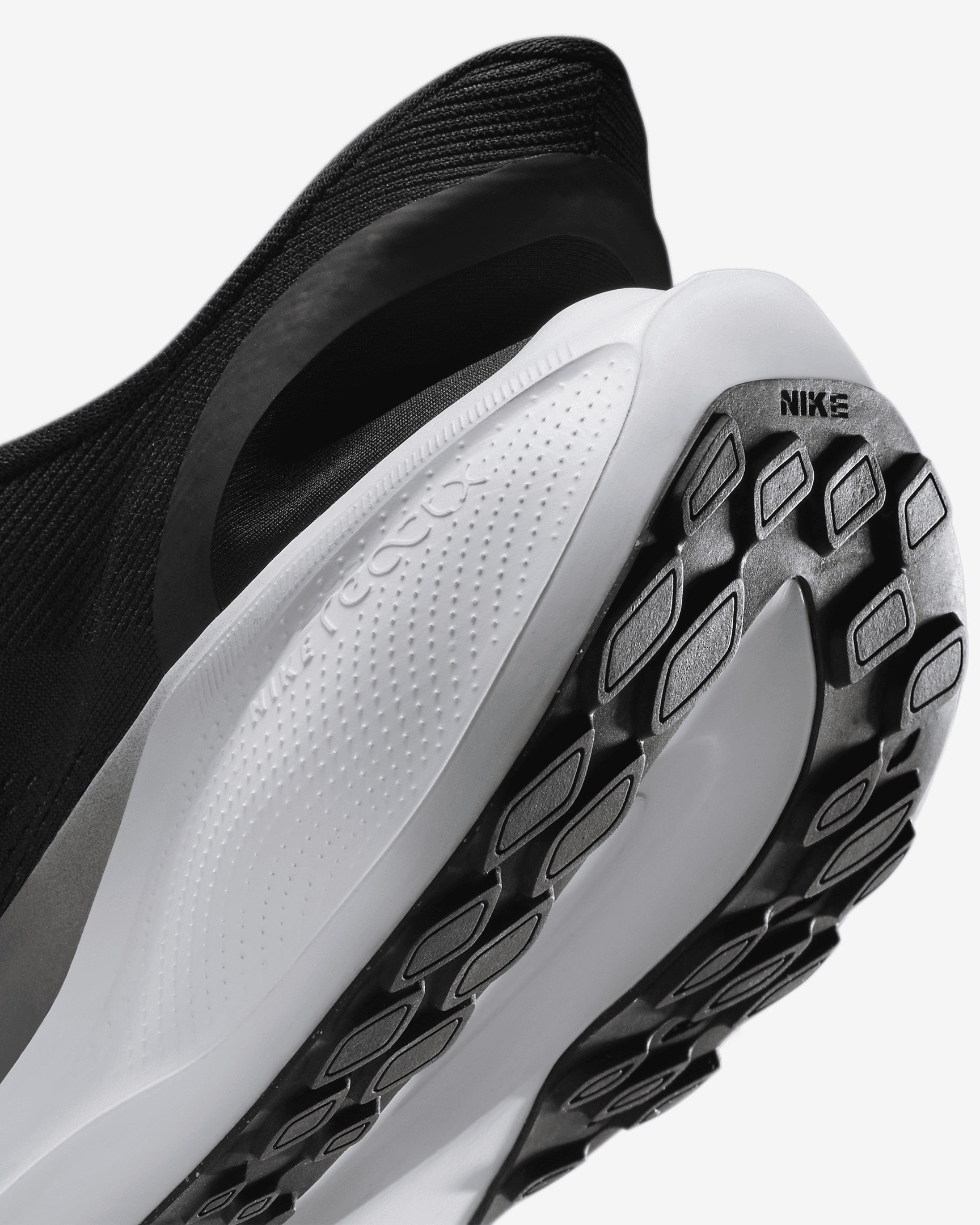 Nike Pegasus EasyOn Men's Road Running Shoes - 9