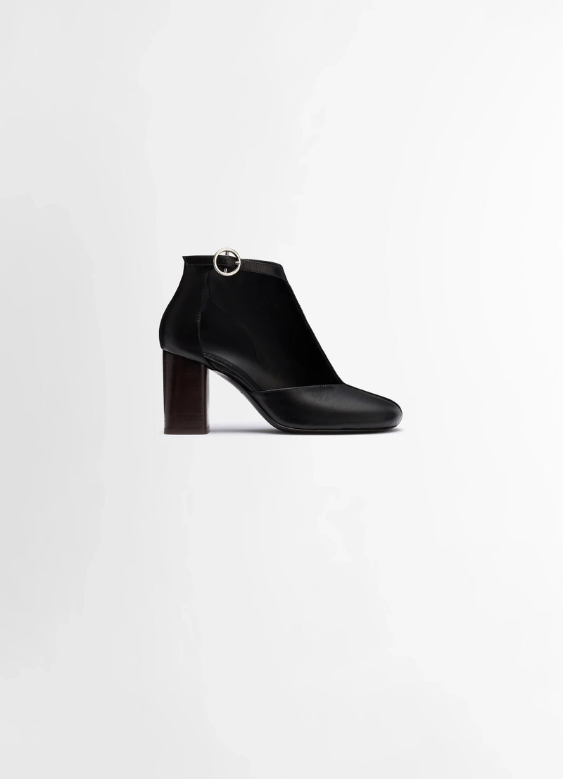 CUT OUT ANKLE BOOTS 1