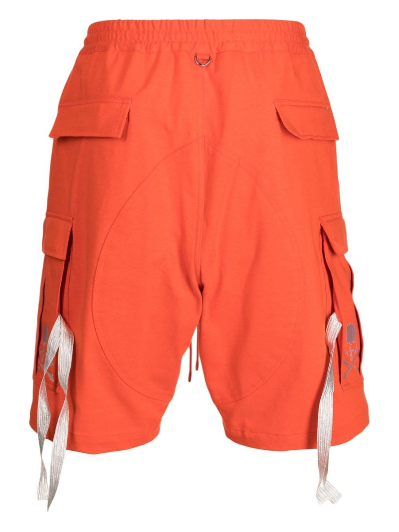 MASTERMIND WORLD skull-embroidered cargo shorts outlook