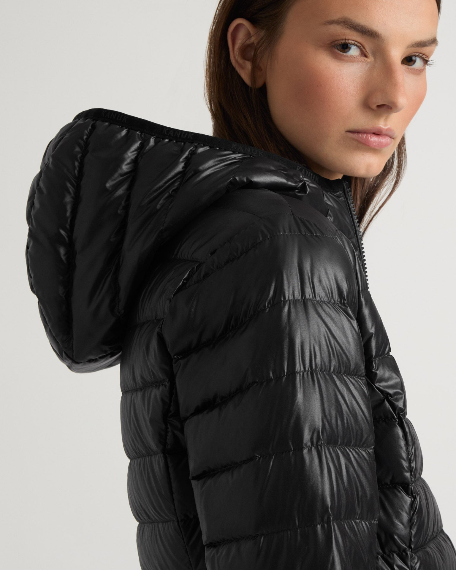 Berri SHINY - Black - 4