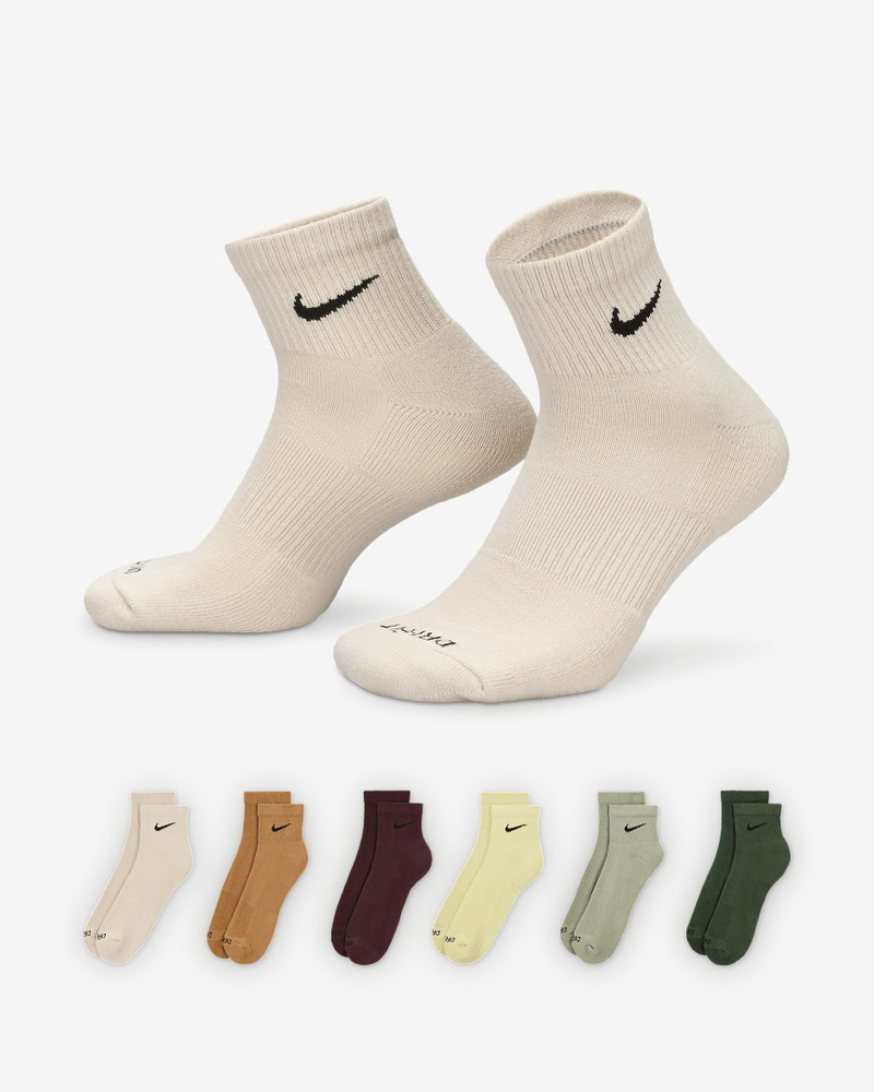 Nike Everyday Plus Cushioned Training Ankle Socks (6 Pairs) - 1