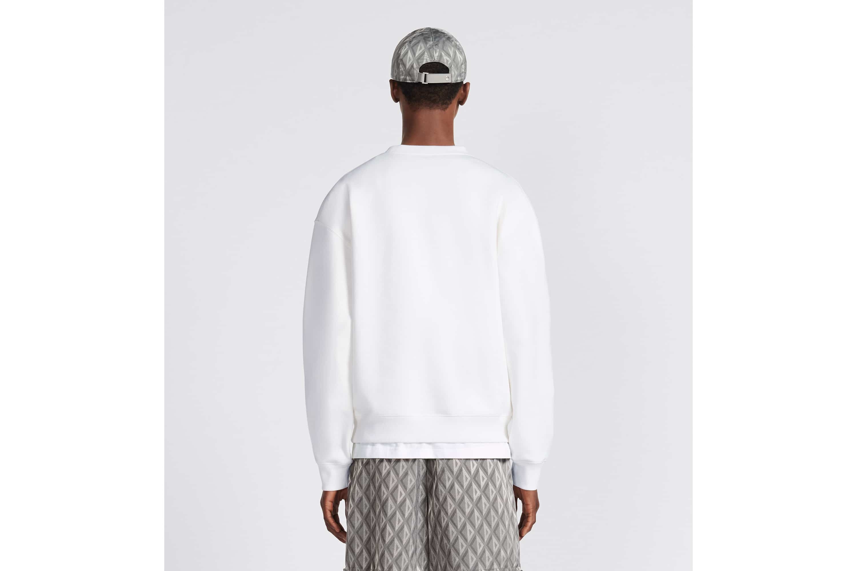CD Diamond Oversized Sweatshirt - 6