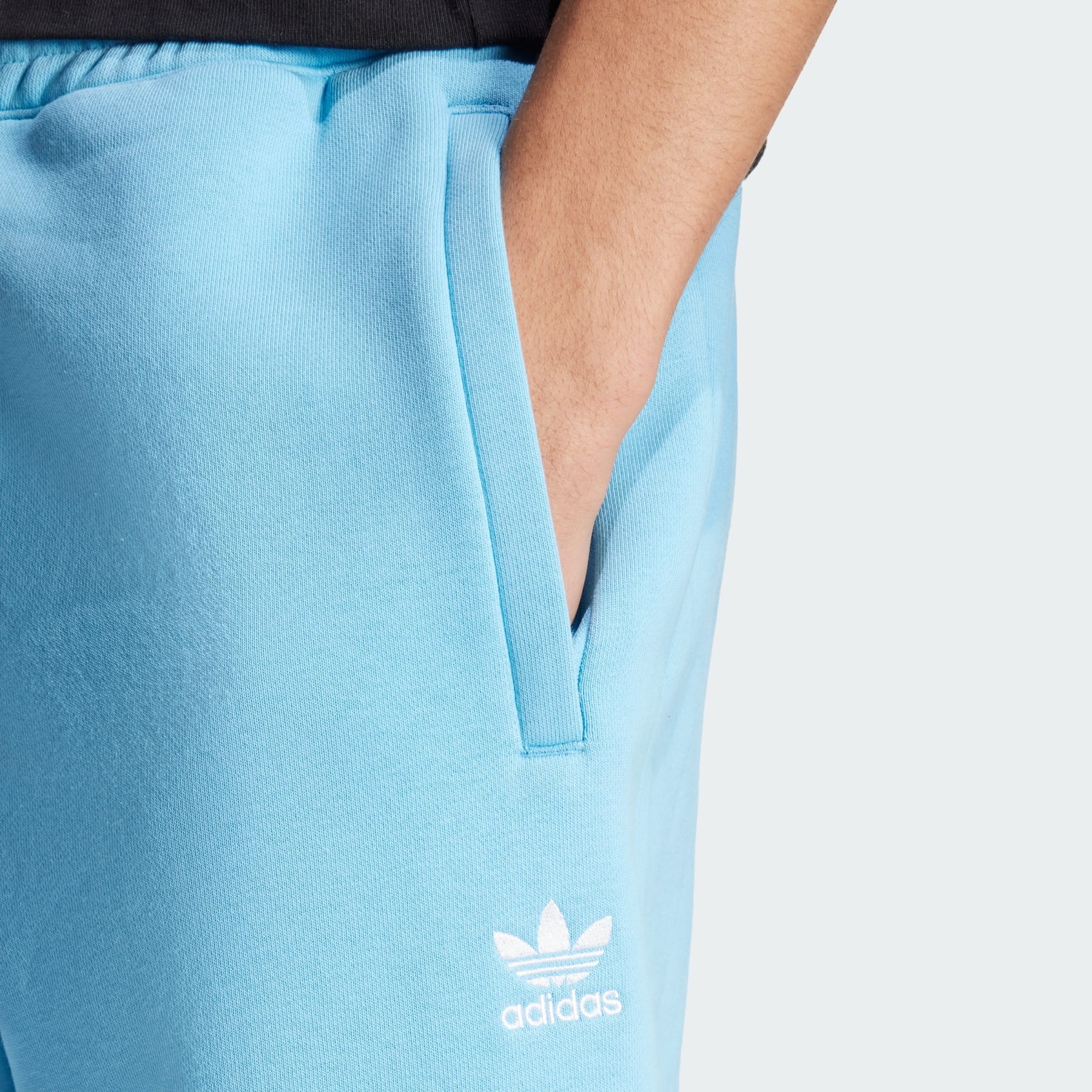 Trefoil Essentials Shorts - 5