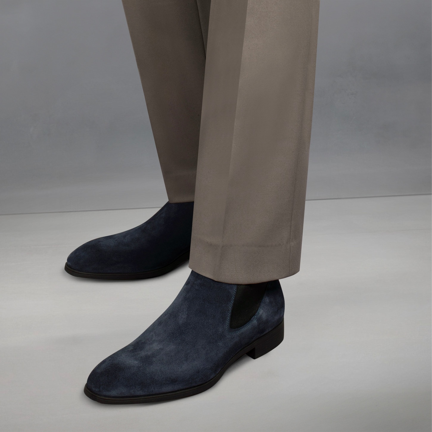 Men's blue suede Chelsea boot - 2