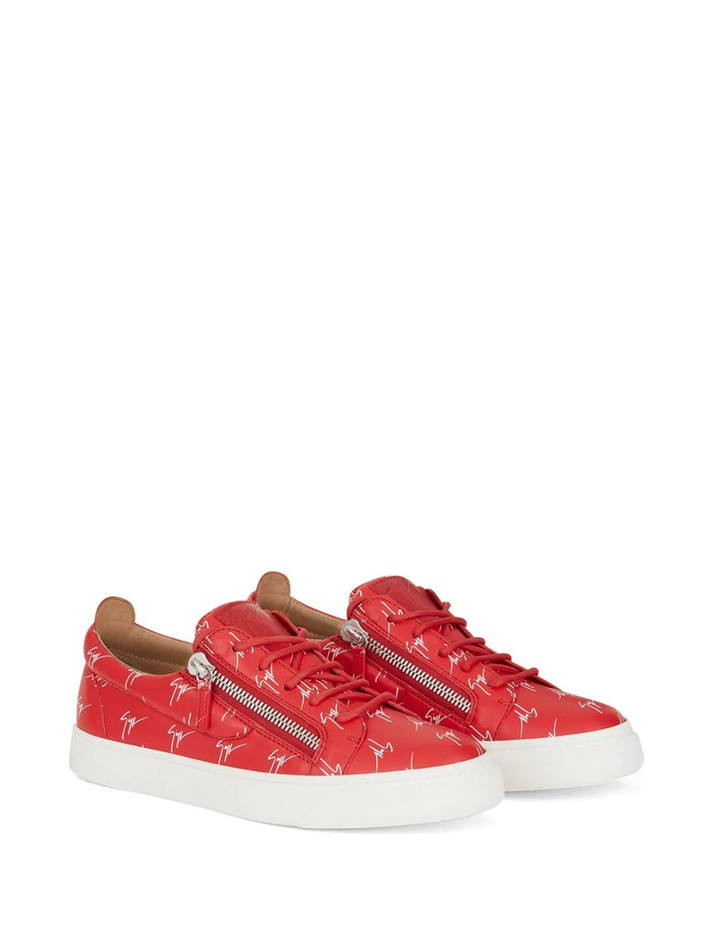 Giuseppe Zanotti Kriss logo low-top sneakers outlook