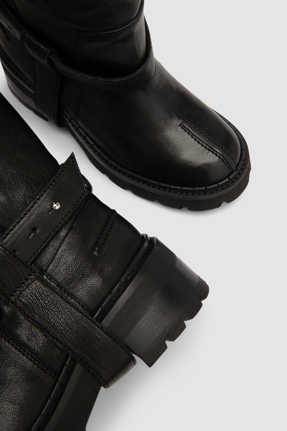 Yaka Boot Black Washed Leather - 4