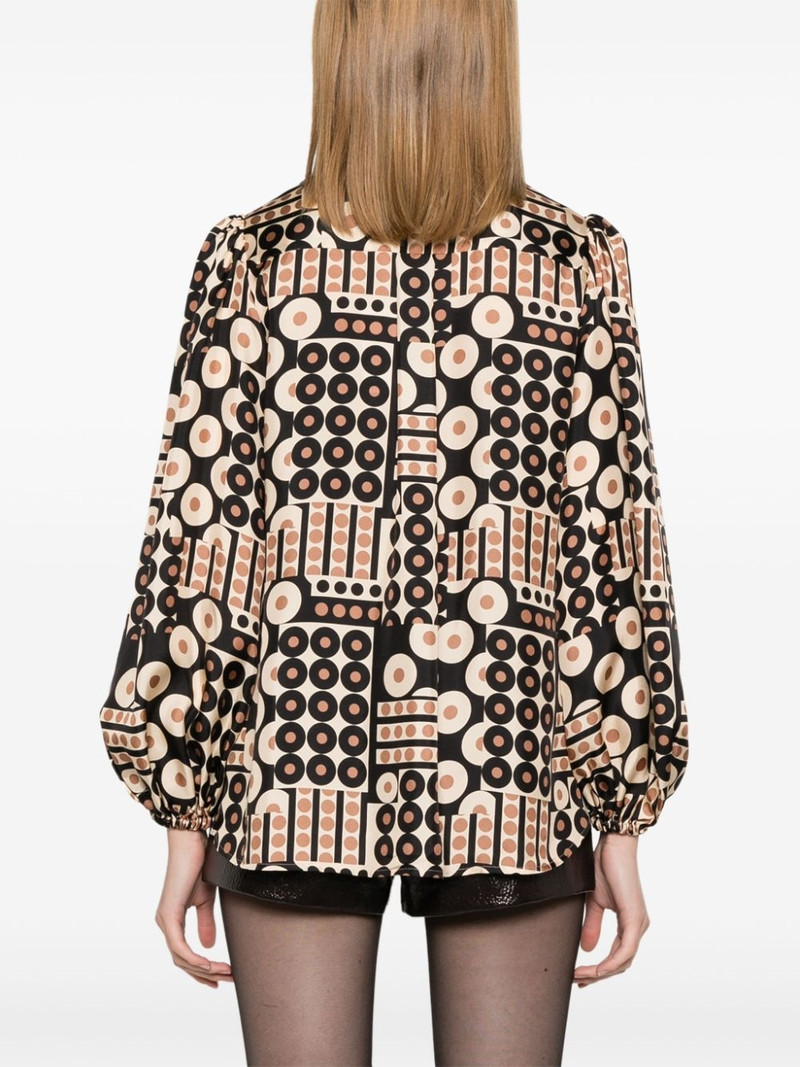 Illustration blouse 4