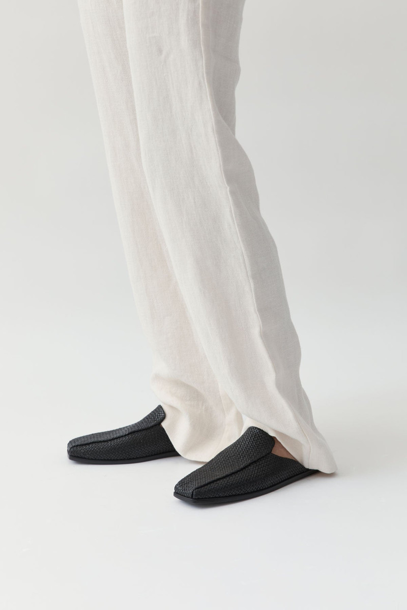 ST. AGNI Modernist Woven Mule - Black outlook