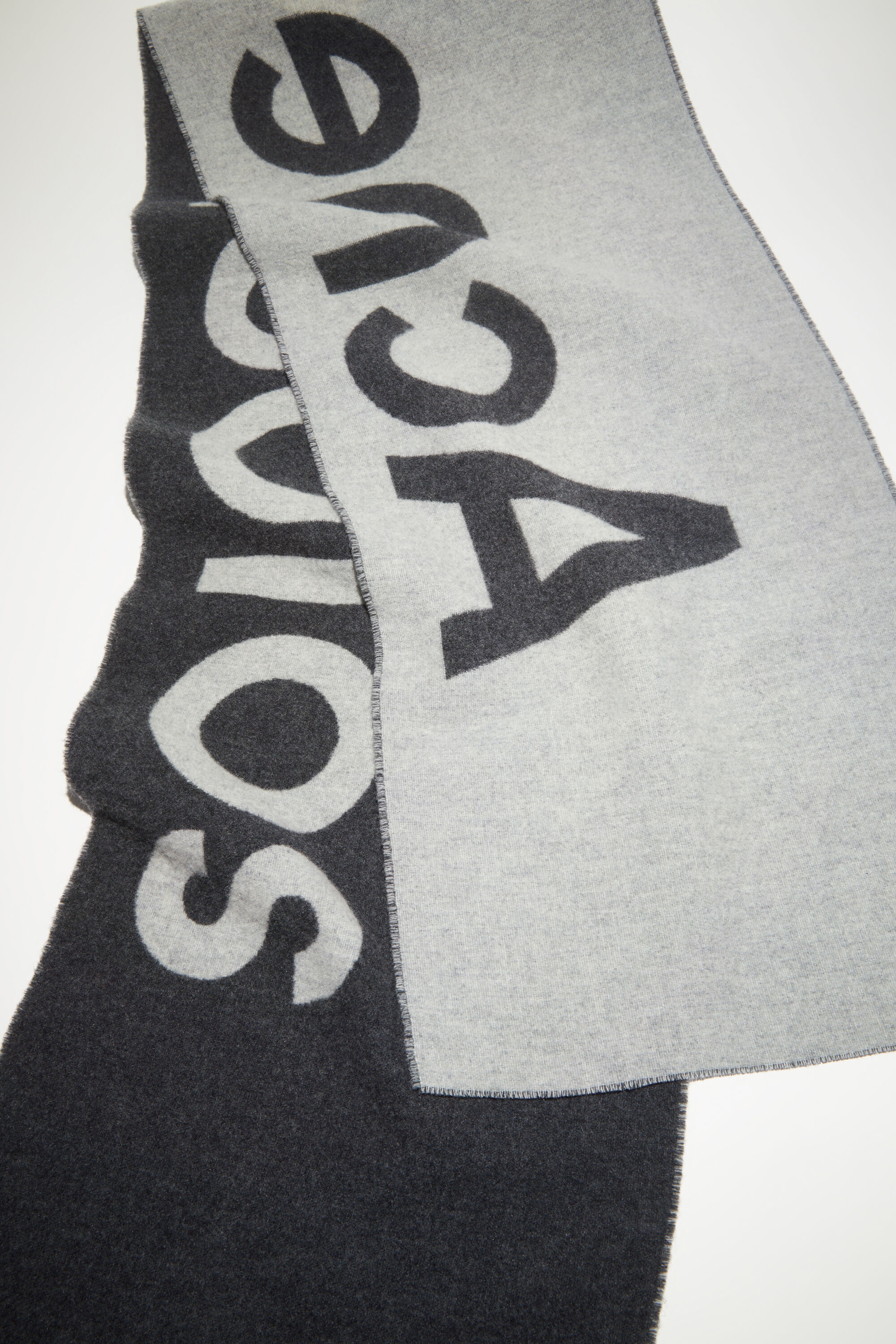 Logo jacquard scarf - Narrow - Grey/light grey - 4