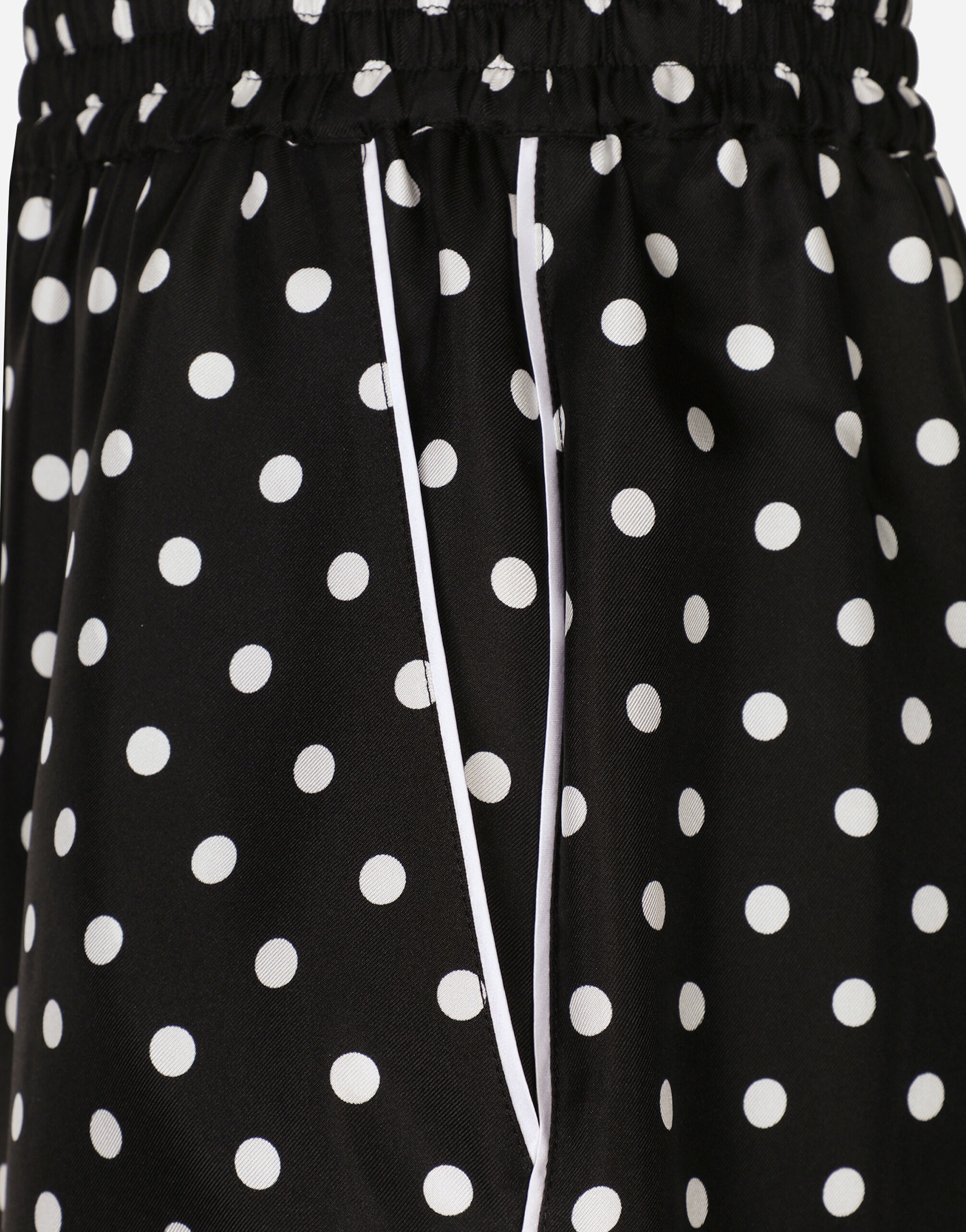 Silk pajama shorts with polka-dot print - 6