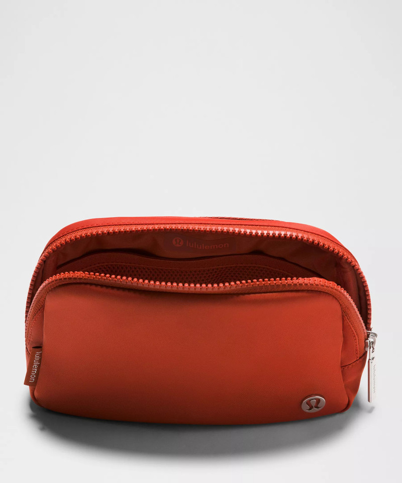 Everywhere Belt Bag 1L 5