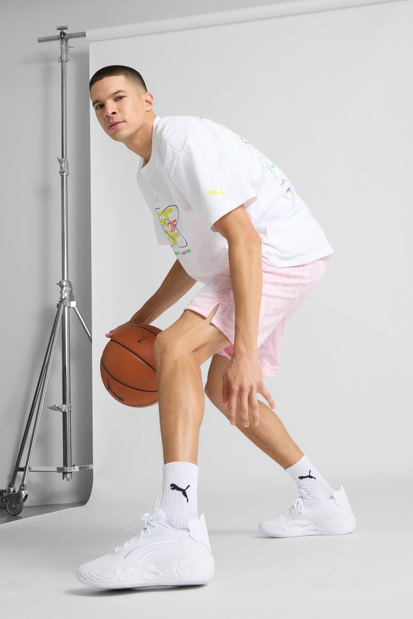 MB.04 Lo Ice White Basketball Shoes - 3