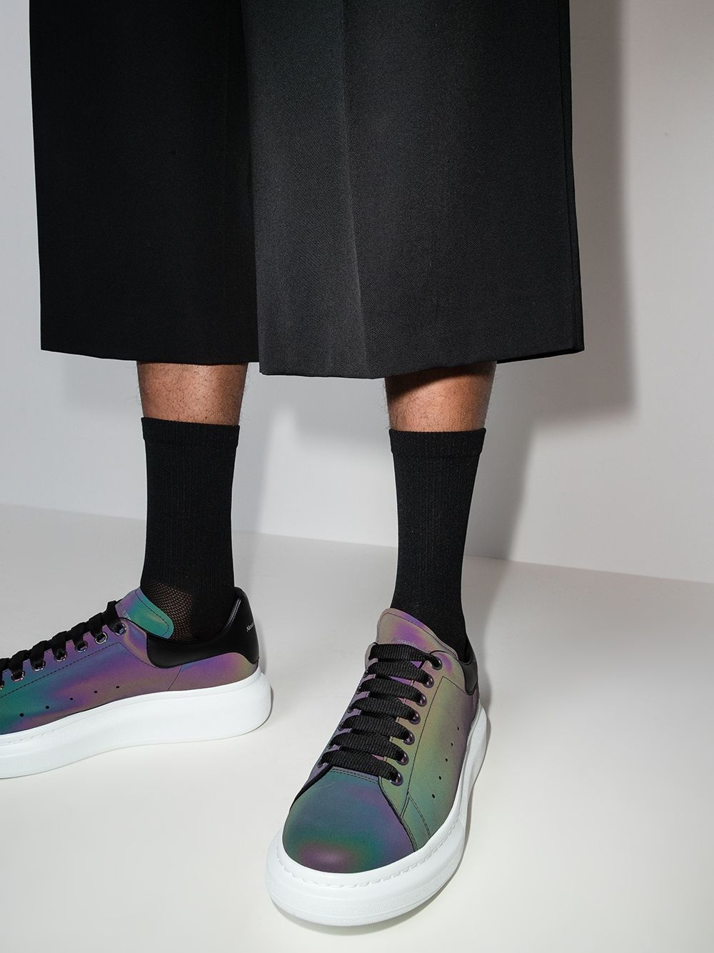 iridescent Oversized low-top sneakers - 3