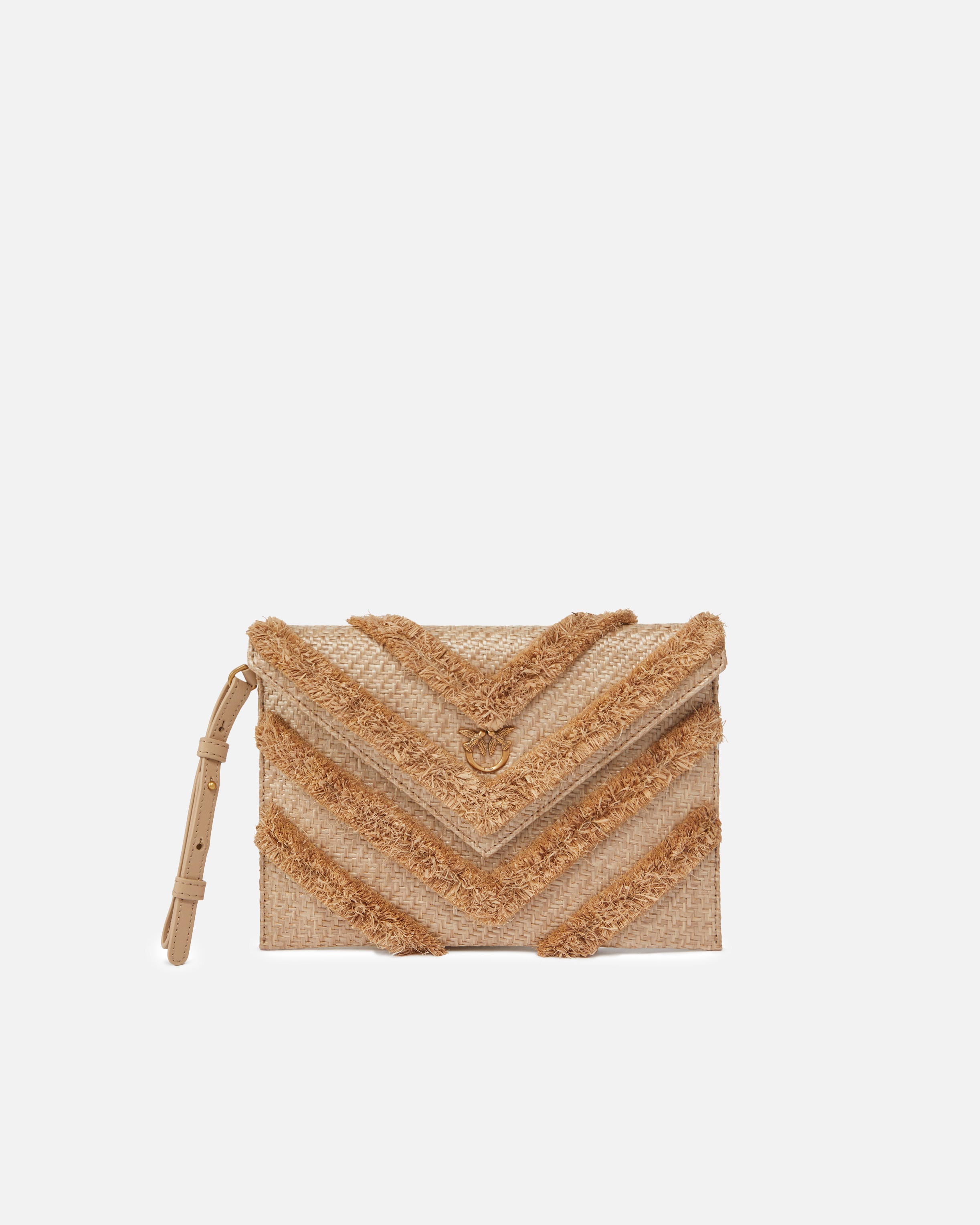 FLAT CLUTCH BAG IN FRINGED CHEVRON RAFFIA - 1