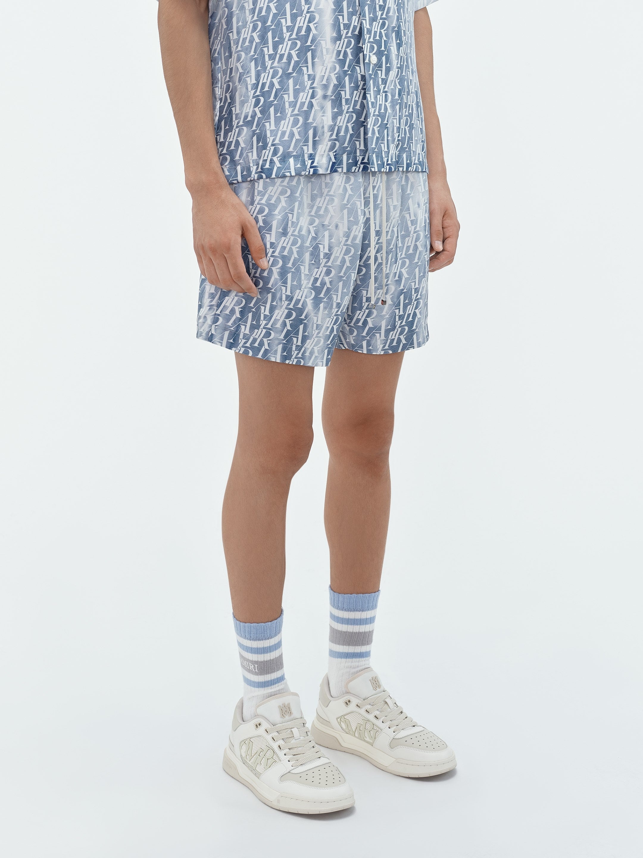 GRADIANT AMIRI REPEAT SHORT - 4