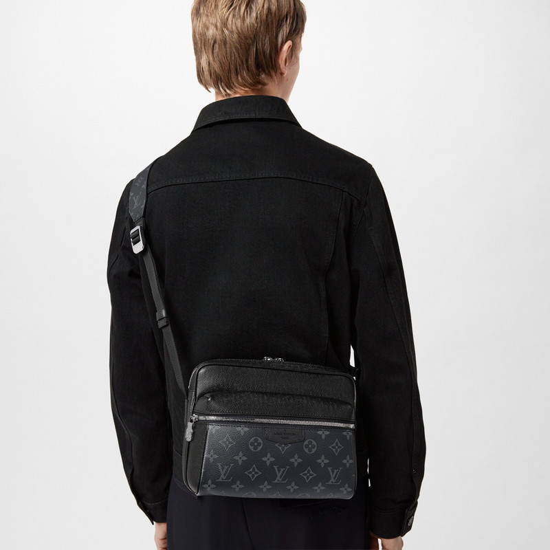 Outdoor Messenger 8