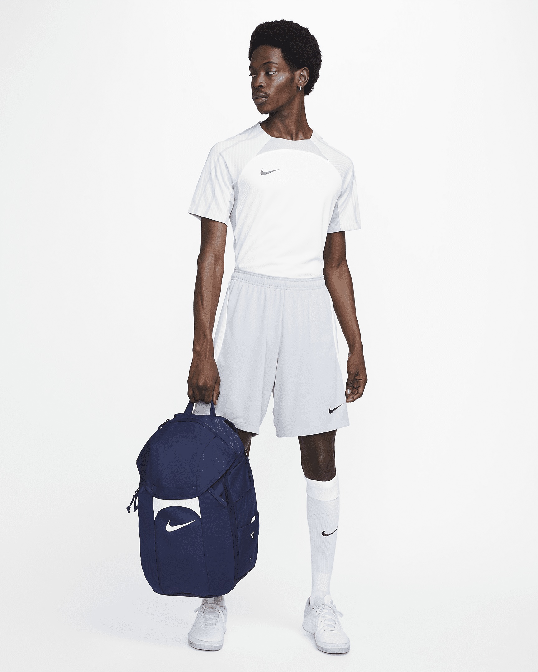 Nike Academy Team Backpack (30L) - 12