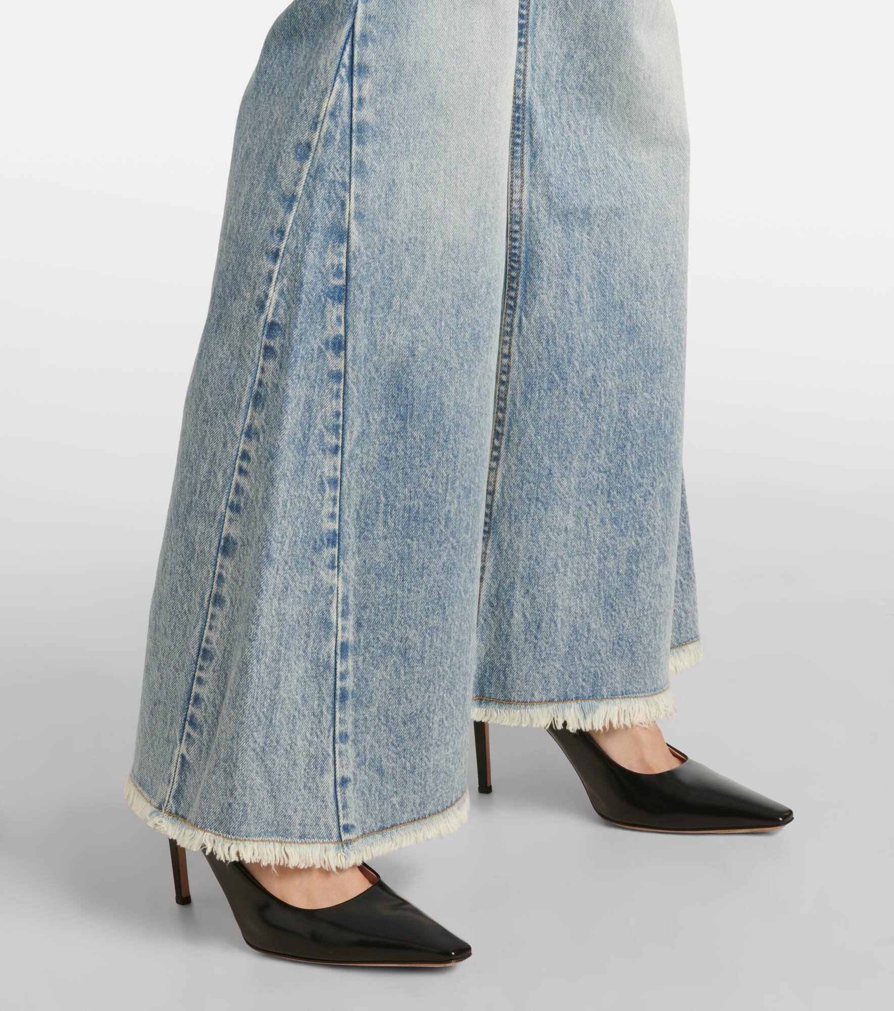 Low-rise wide-leg jeans - 5