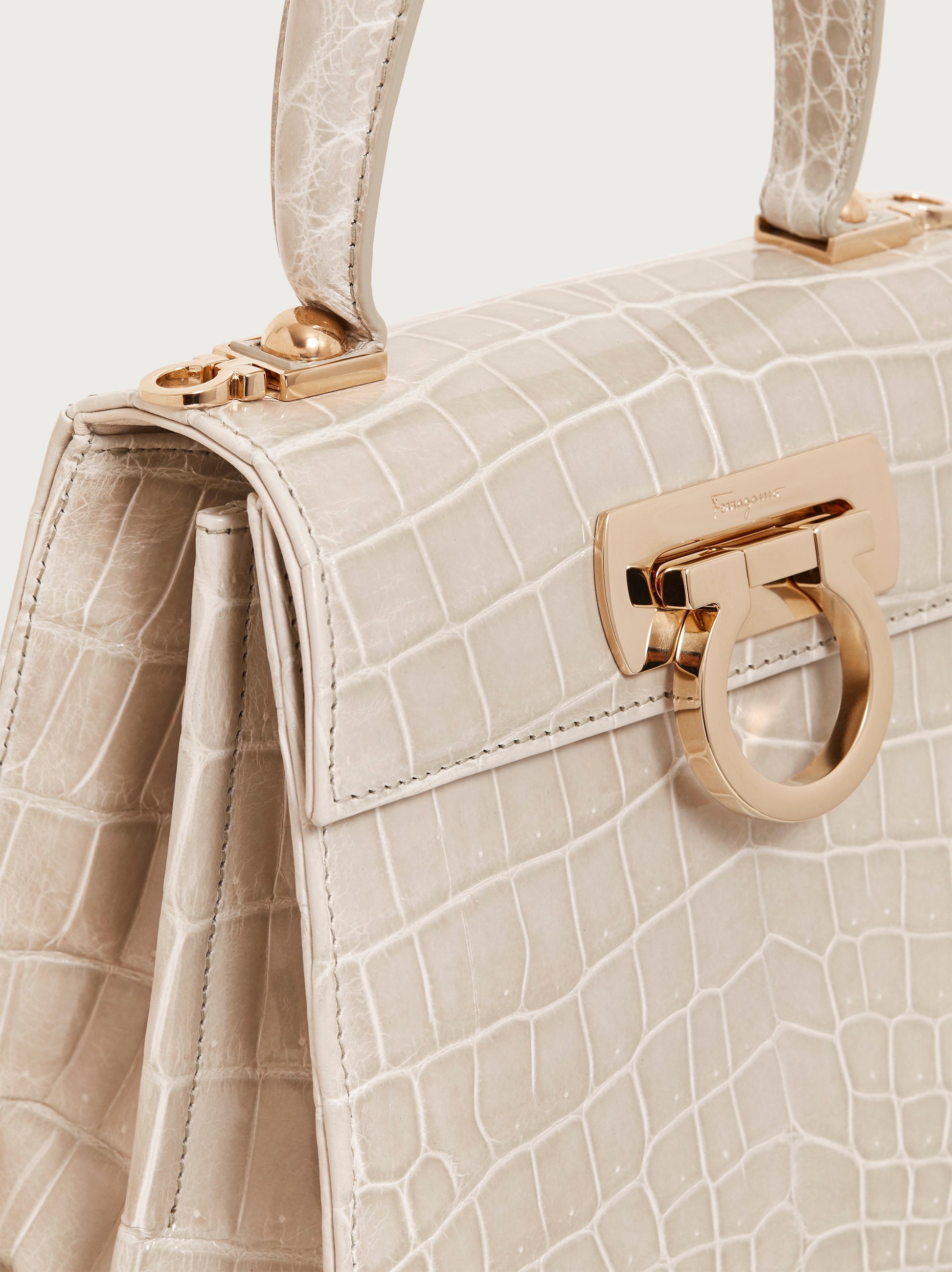 Iconic Top Handle (S) - 8
