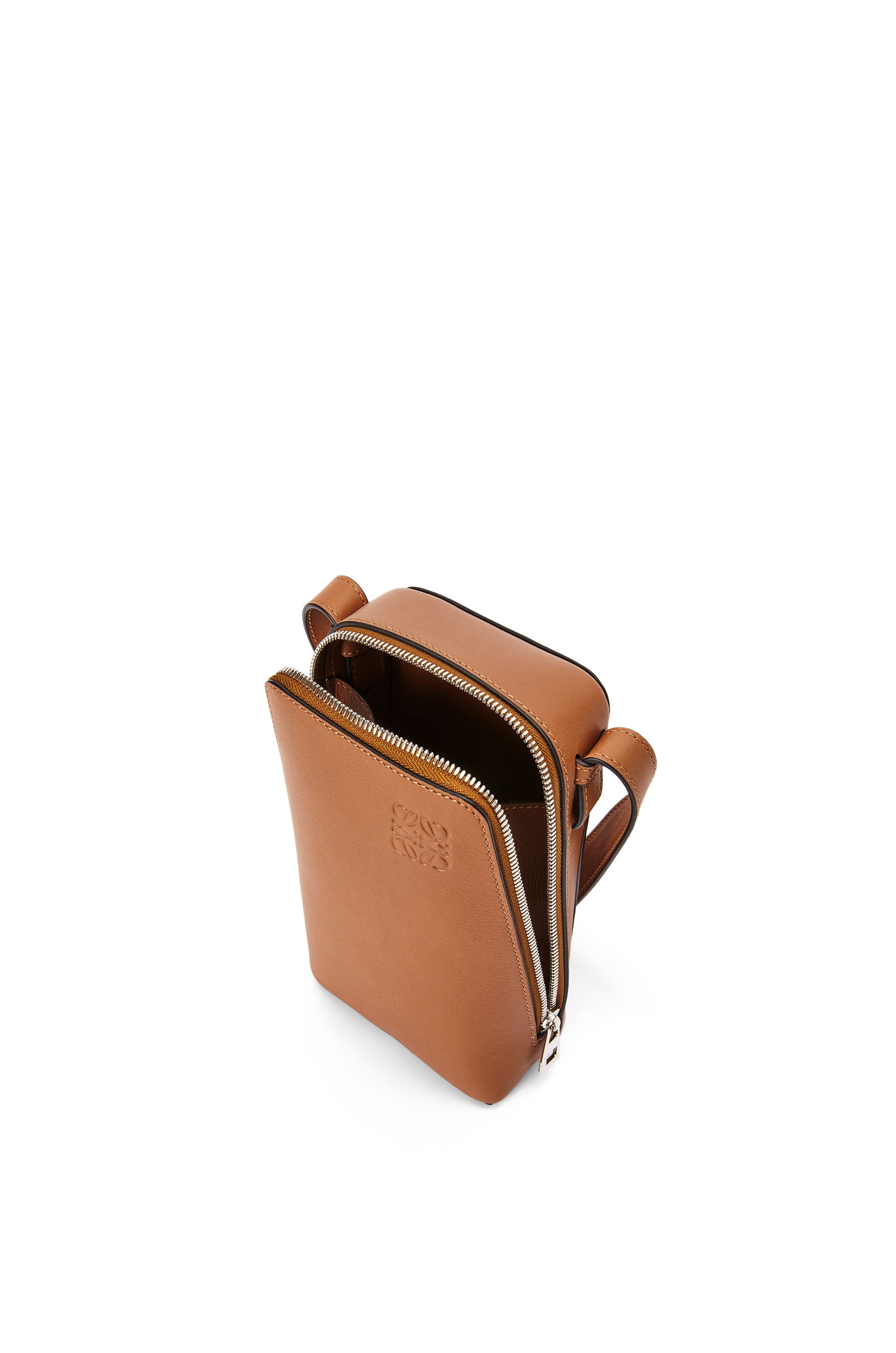 Box bag in classic calfskin - 6