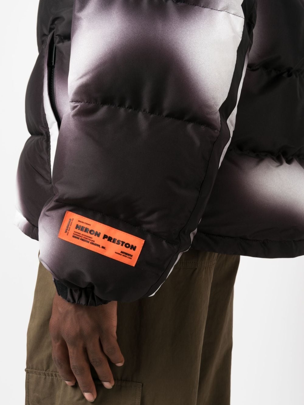 blurred puffer jacket - 5