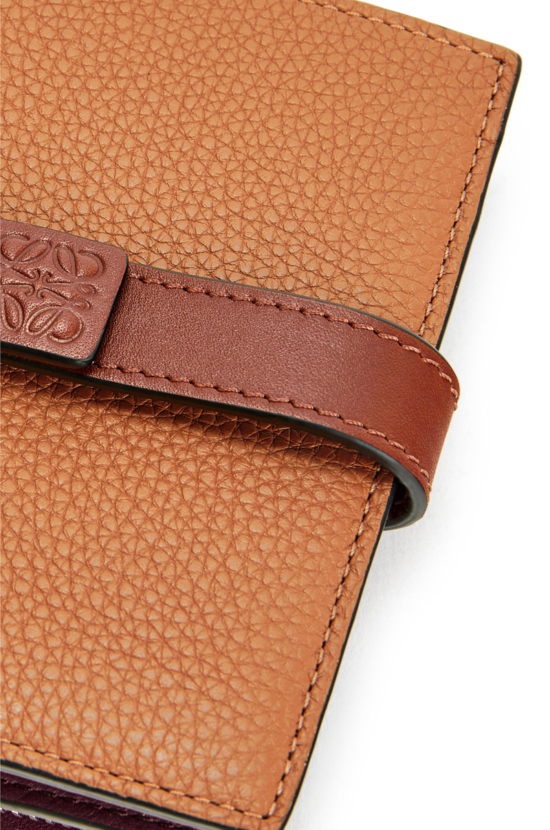 Compact zip wallet in soft grained calfskin 5
