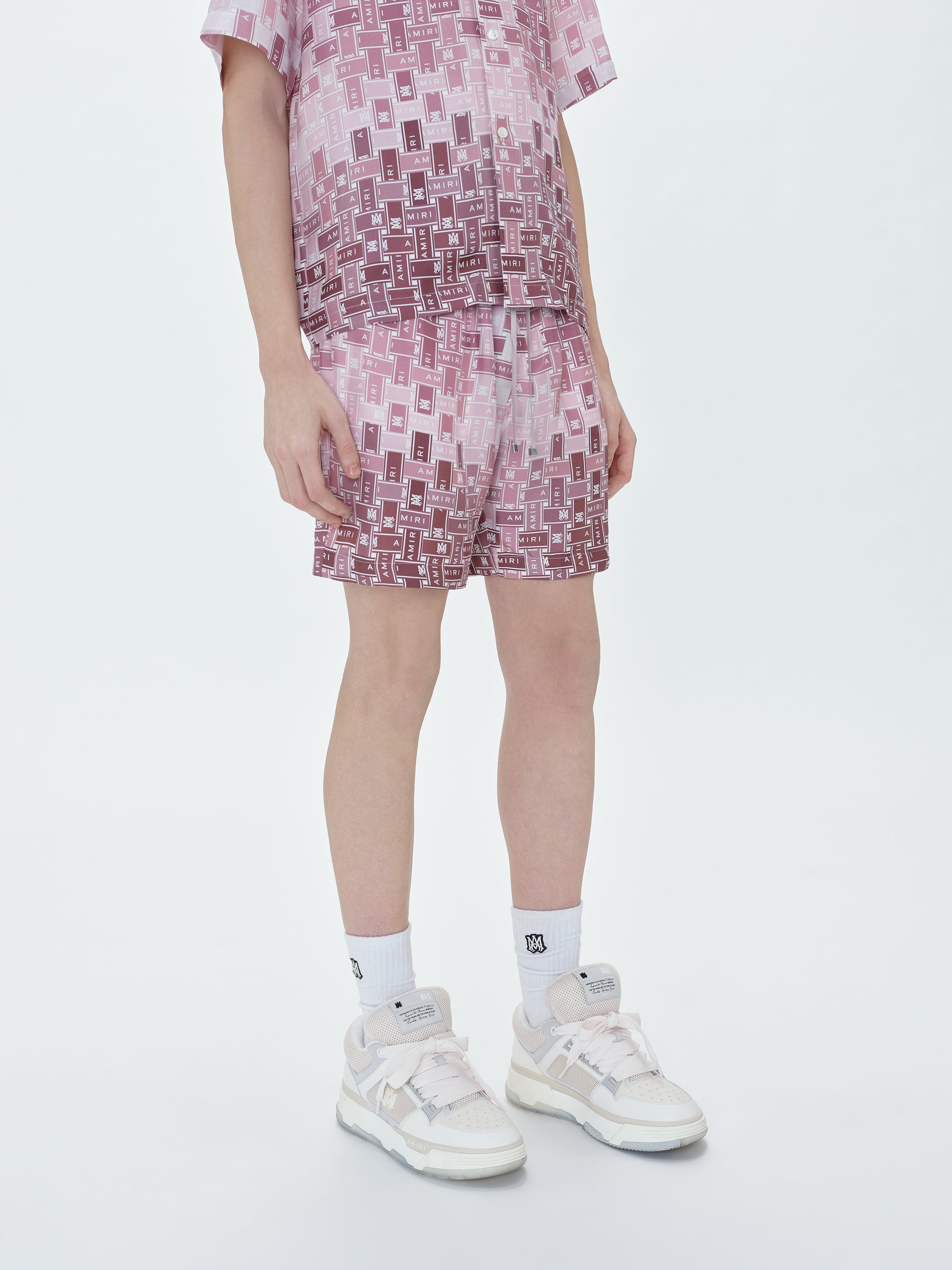 GRADIENT TAPE PJ SHORTS - 3