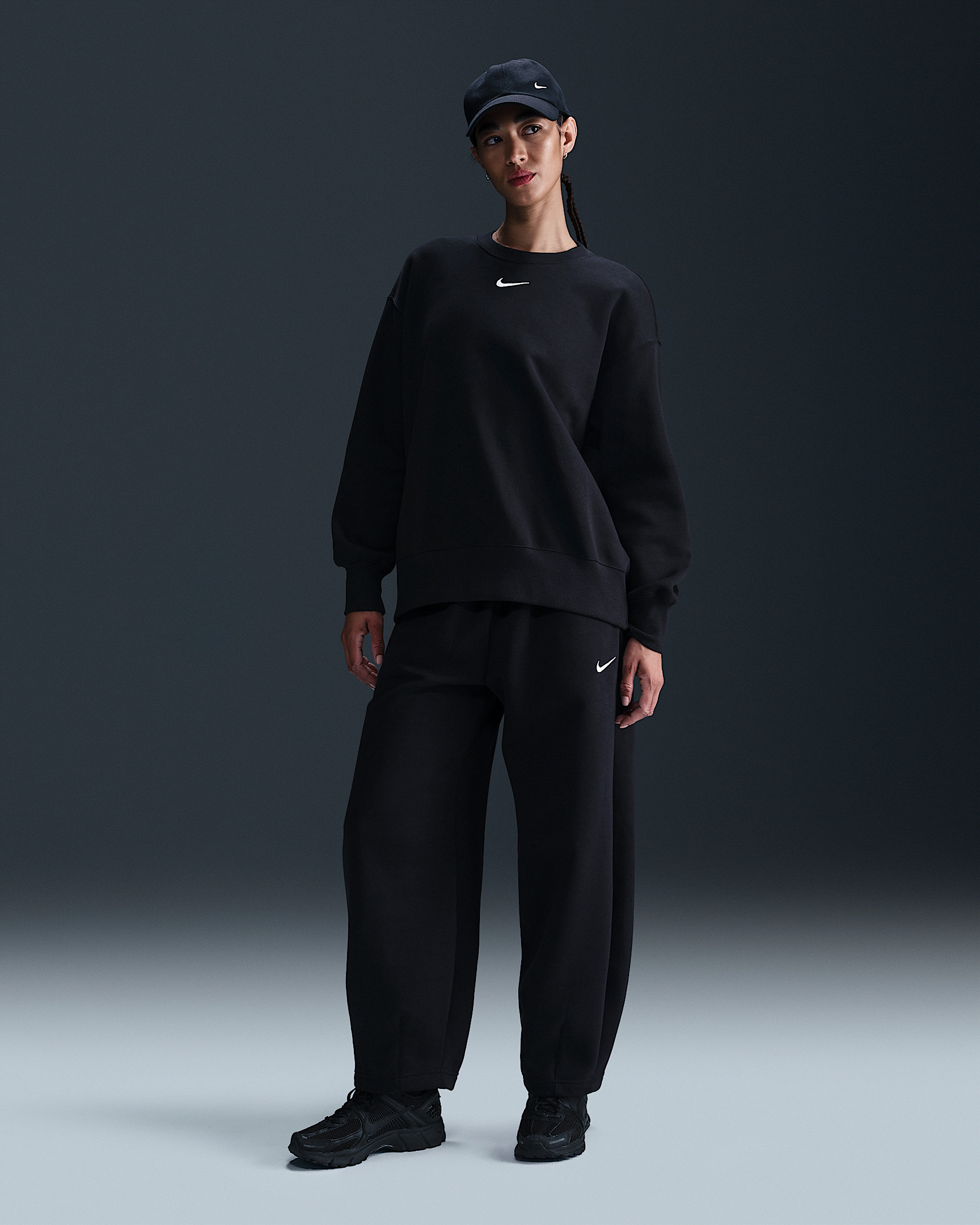 Nike Sportswear Phoenix Fleece Women's Oversized Crew-Neck Sweatshirt - 4