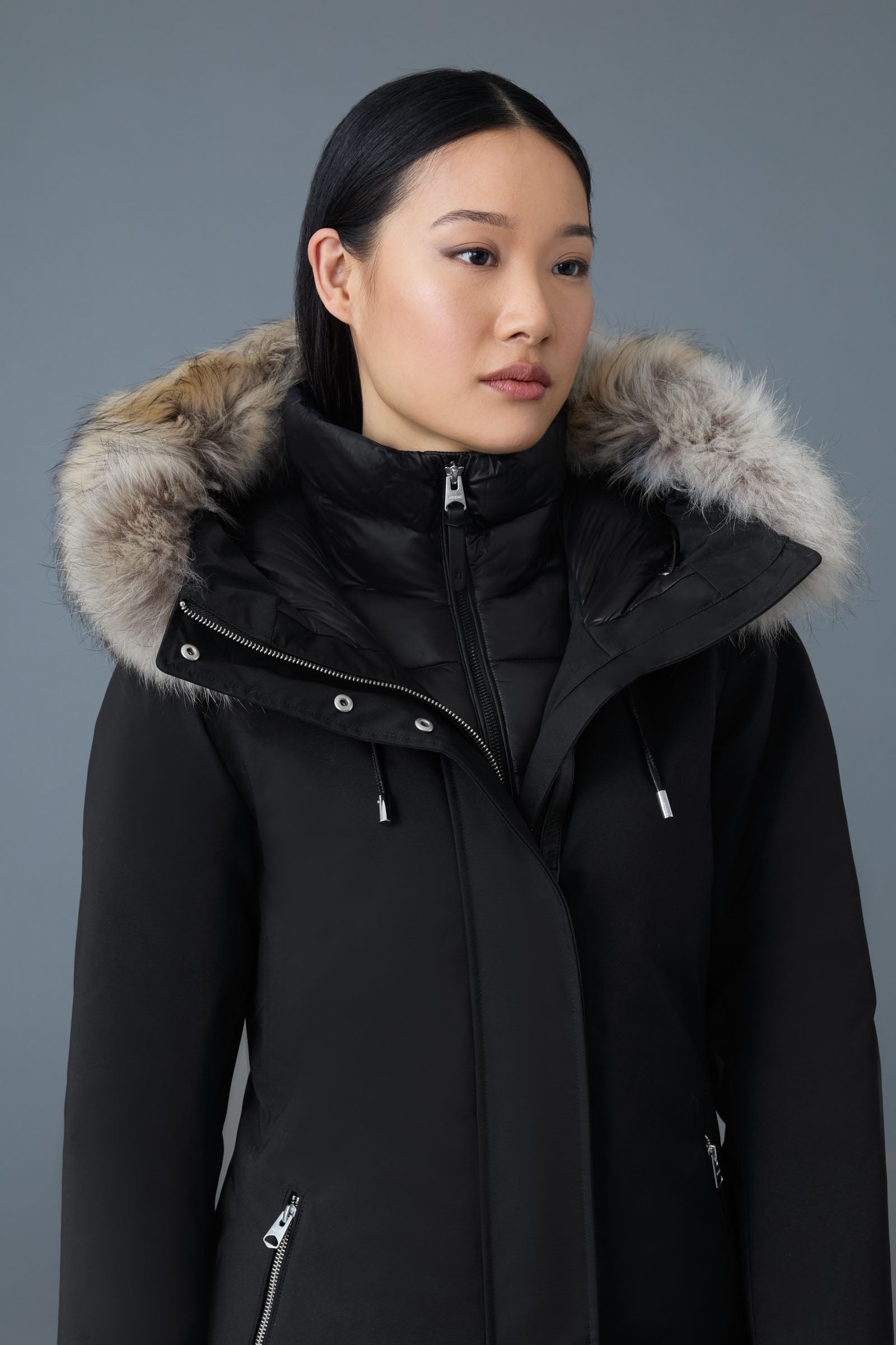 SHILOH 2-IN-1 fitted down coat with removable bib and natural fur - 5