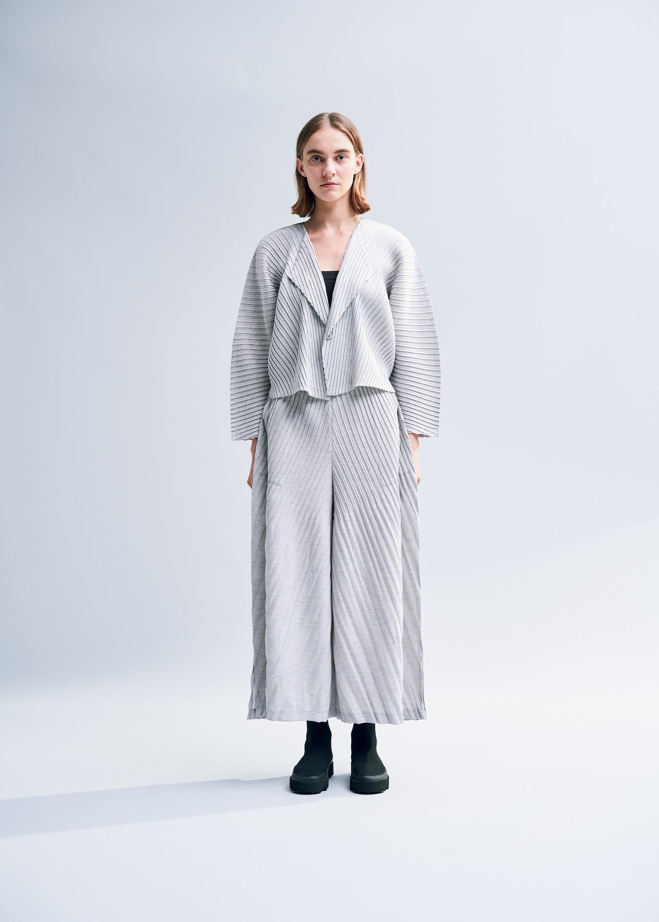 LINEN LIKE PLEATS CARDIGAN - 2