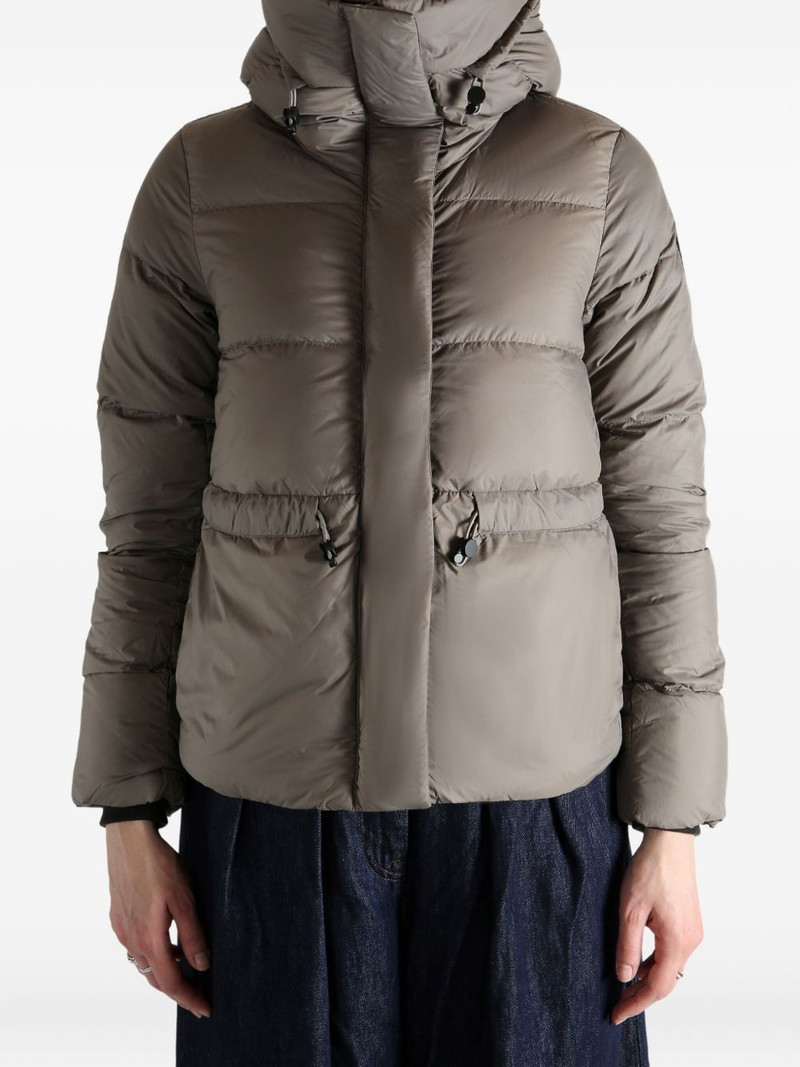 Canada Goose hooded puffer jacket outlook