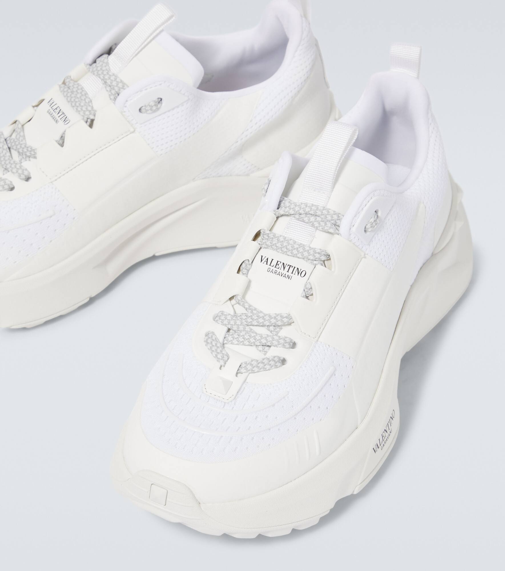 Low-top sneakers - 3