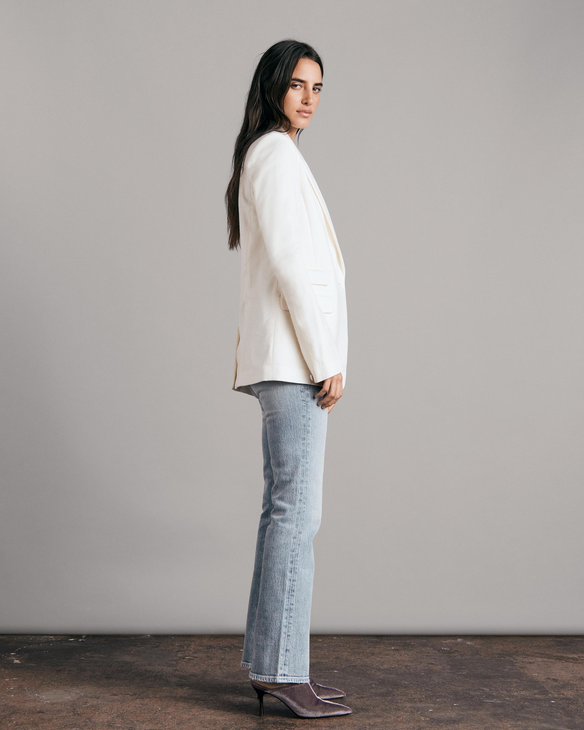 Rylan Wool Blazer
Oversized Fit Blazer - 4